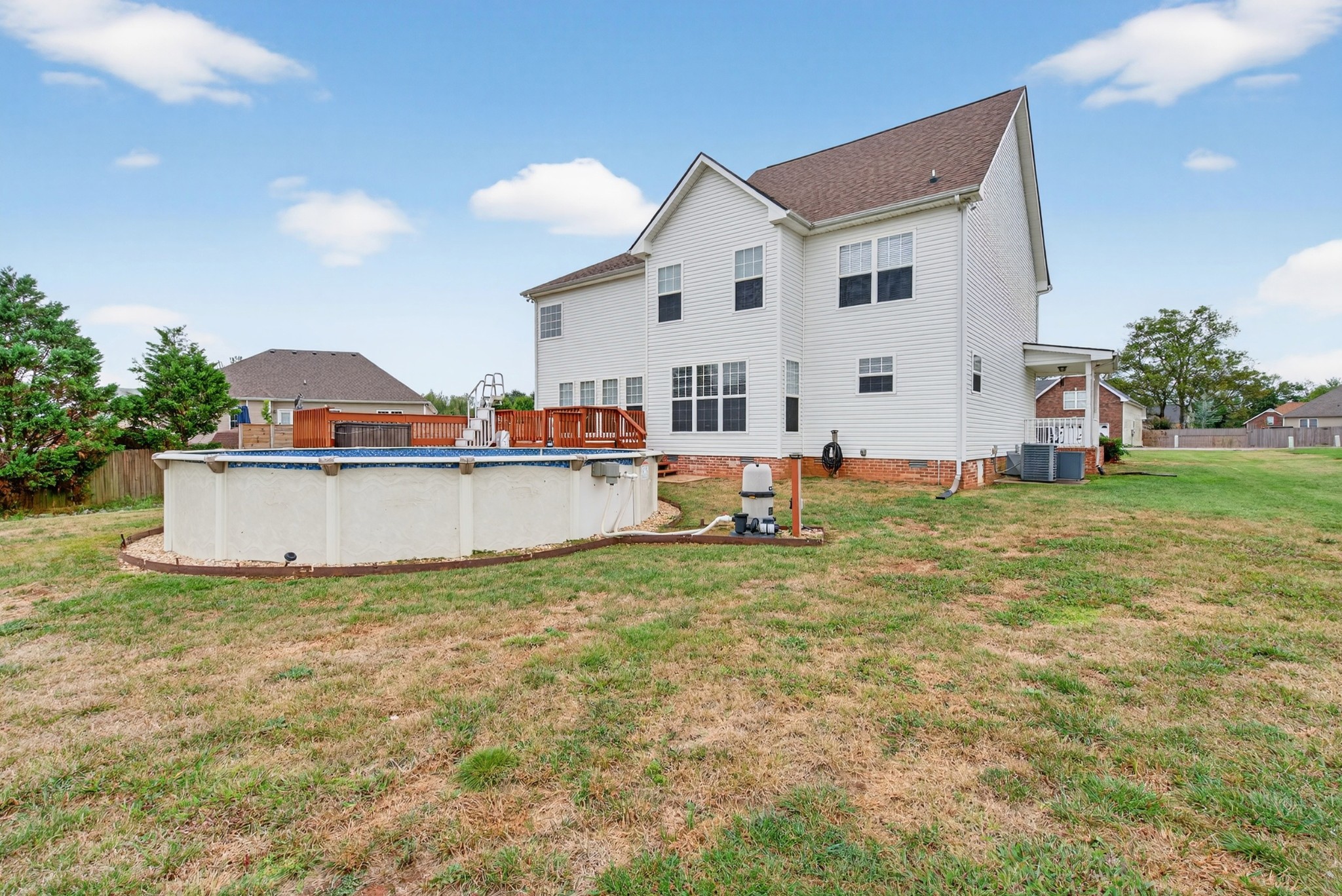 3876 Rhonda Ct