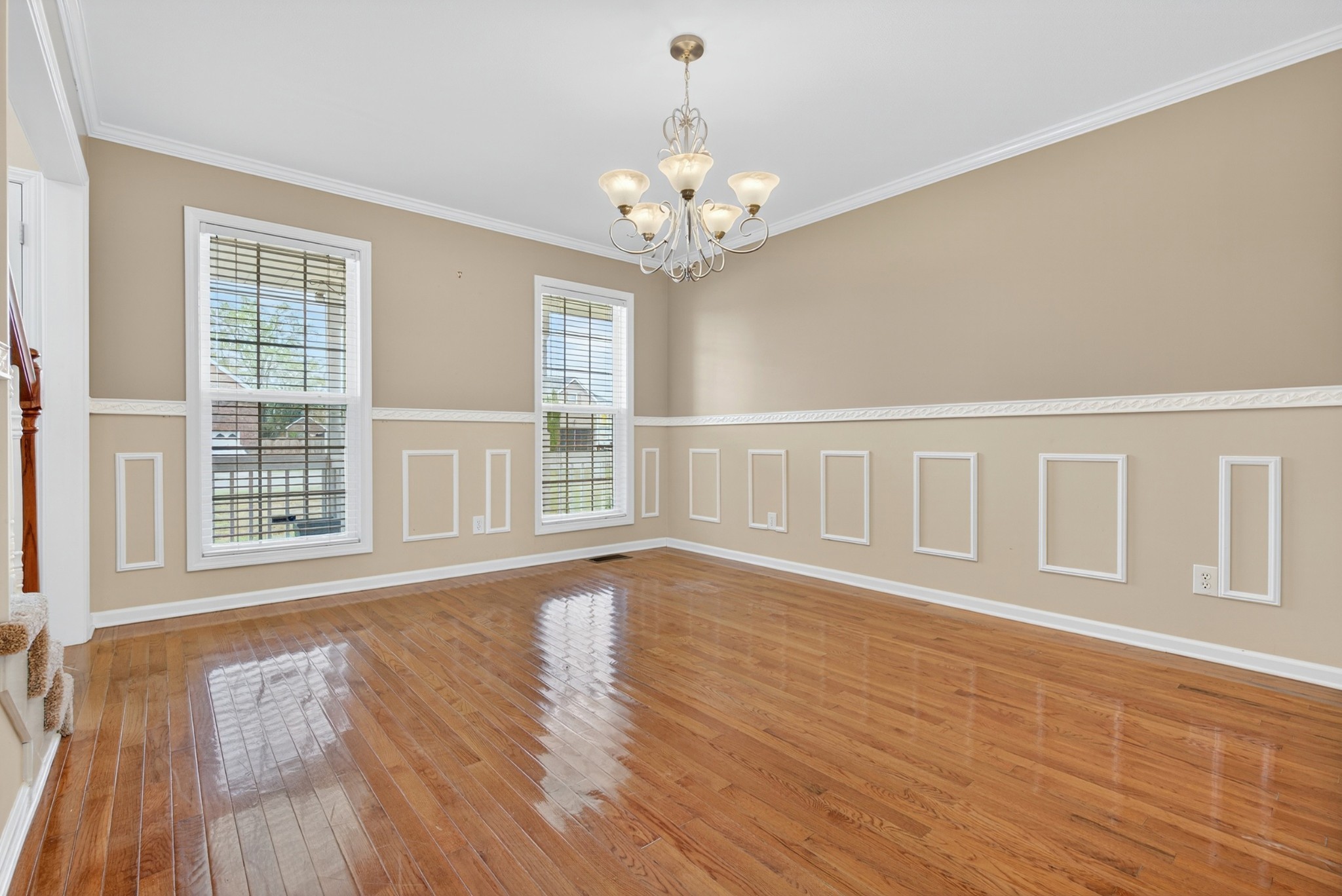 3876 Rhonda Ct