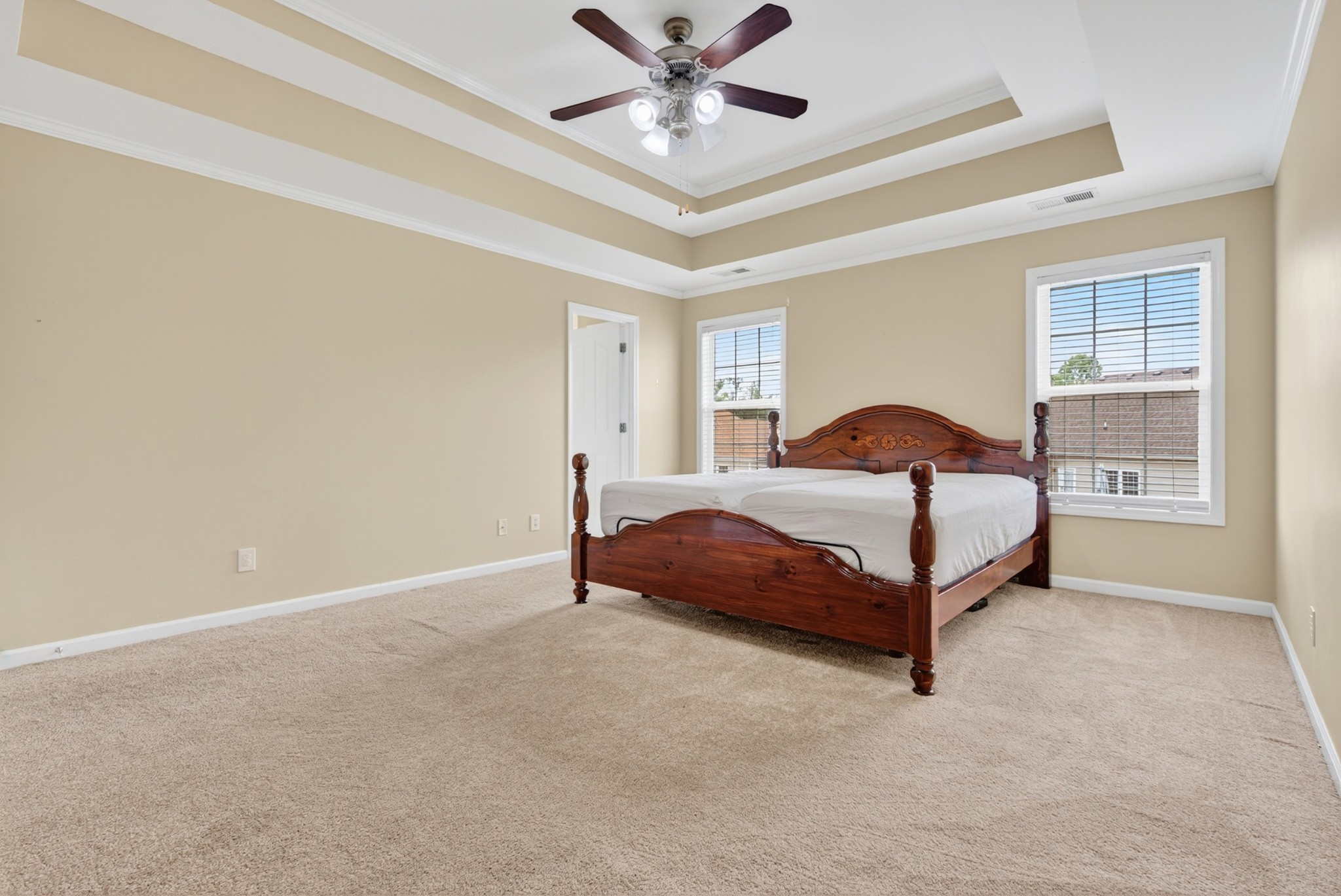 3876 Rhonda Ct