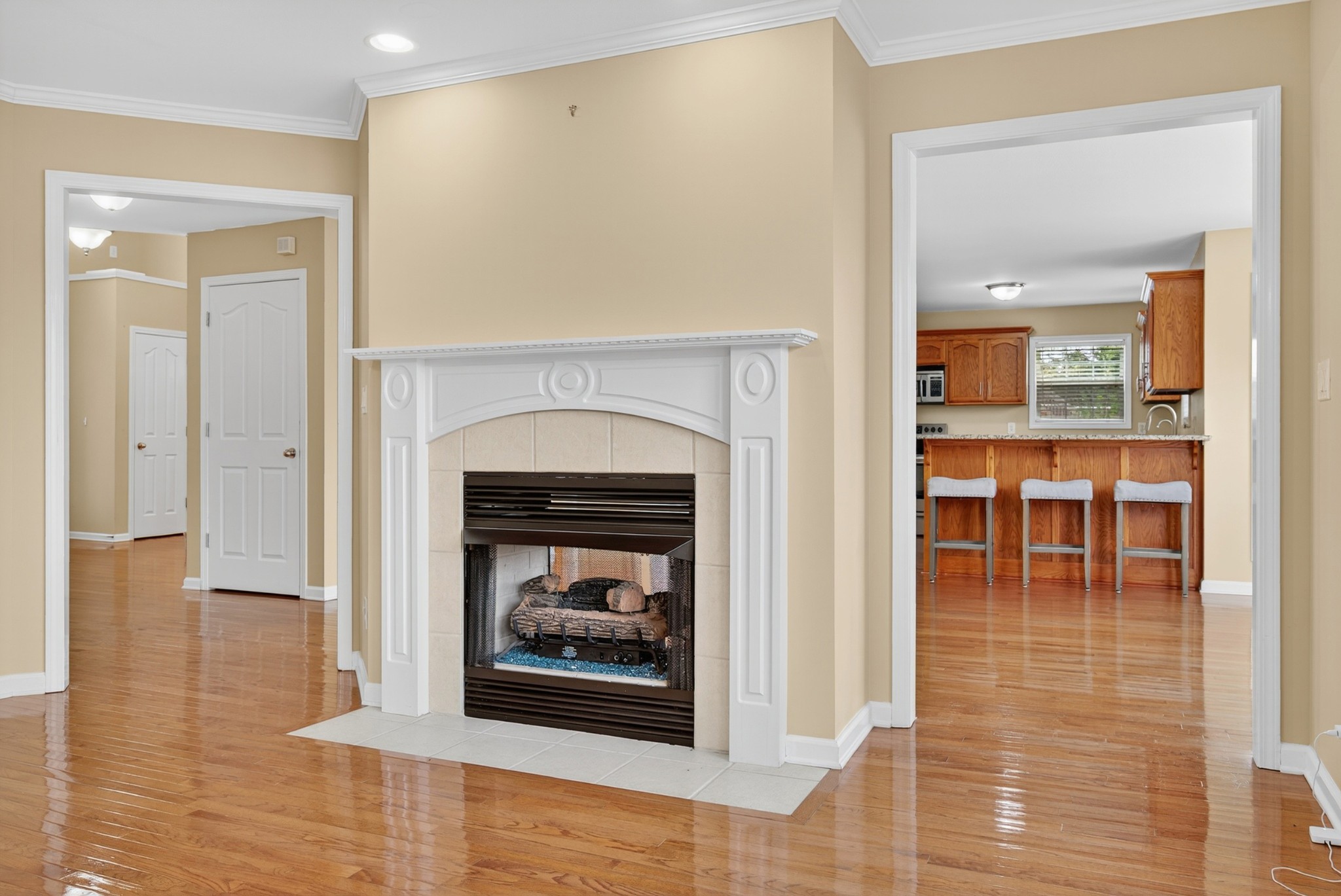 3876 Rhonda Ct