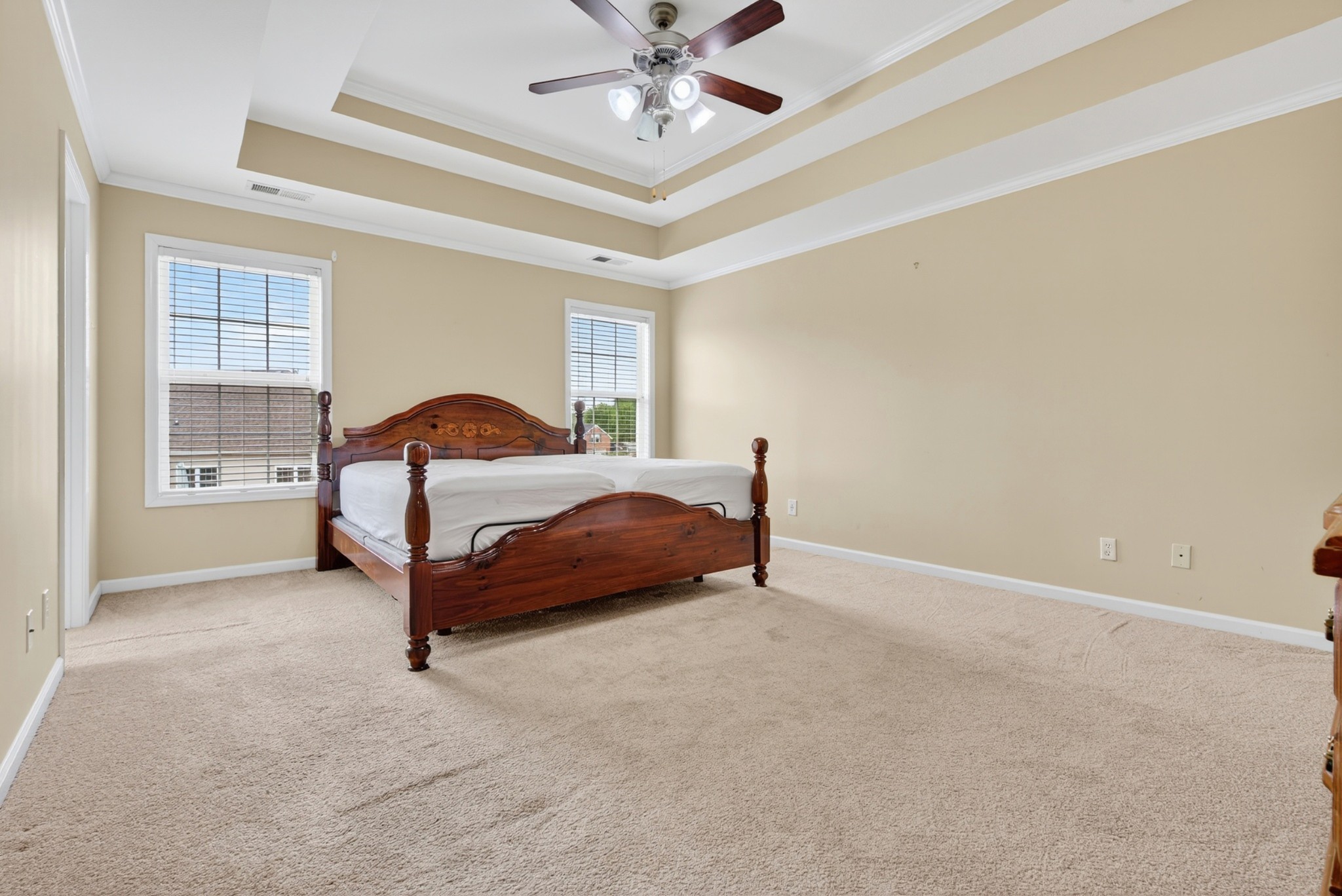 3876 Rhonda Ct