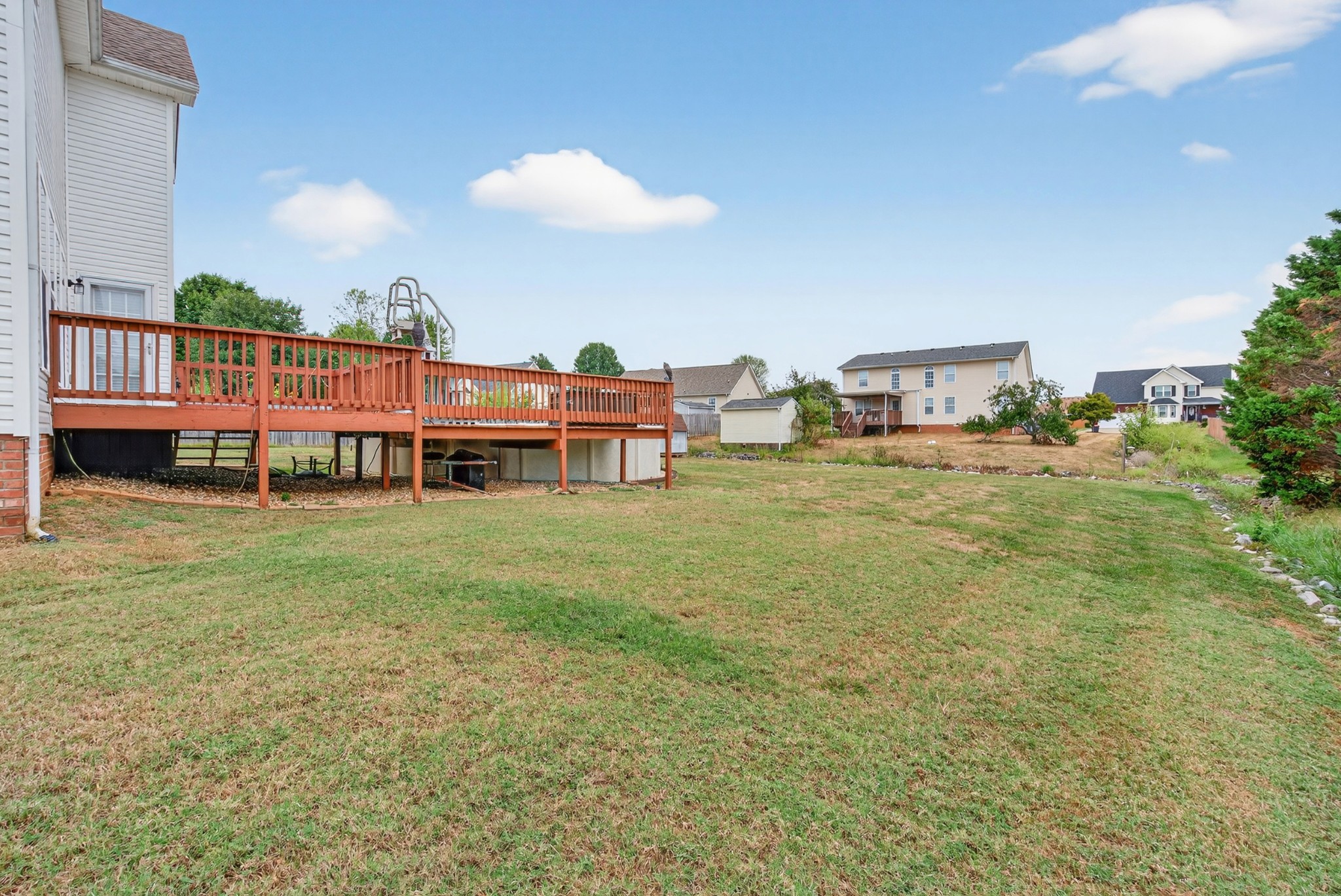 3876 Rhonda Ct
