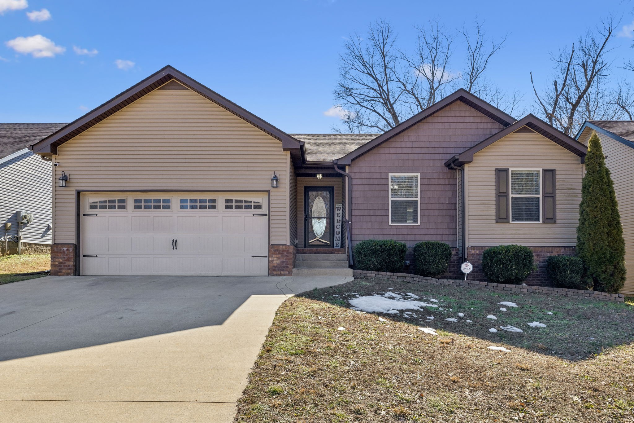 848 Shelton Cir