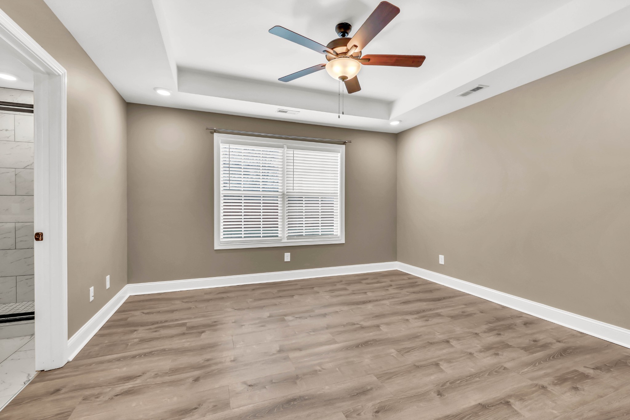 1110 Whitney Dr