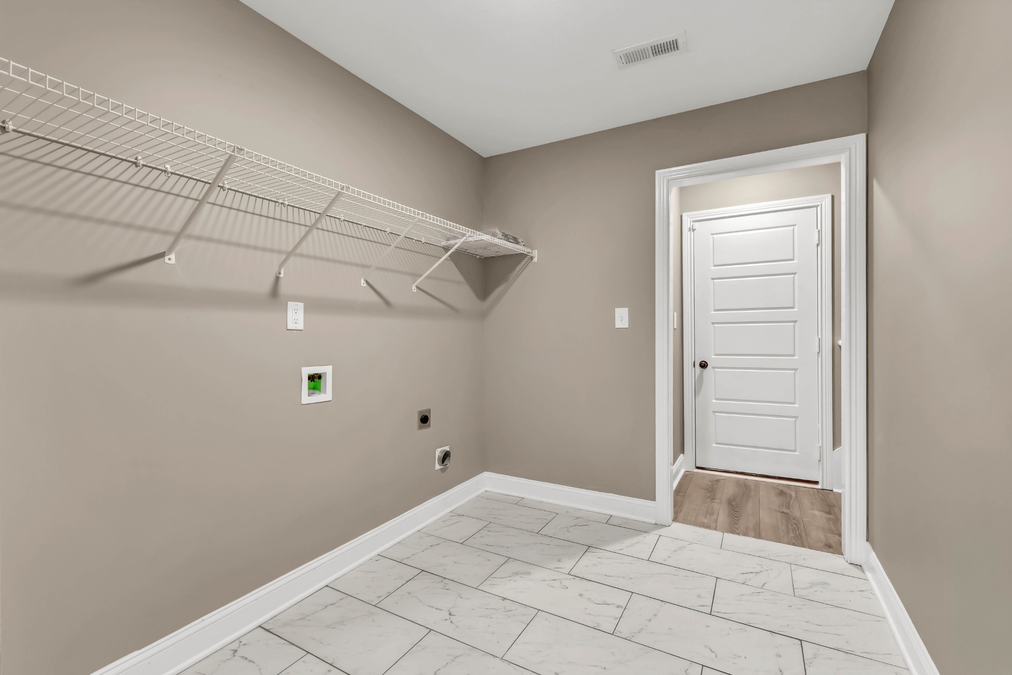 1110 Whitney Dr
