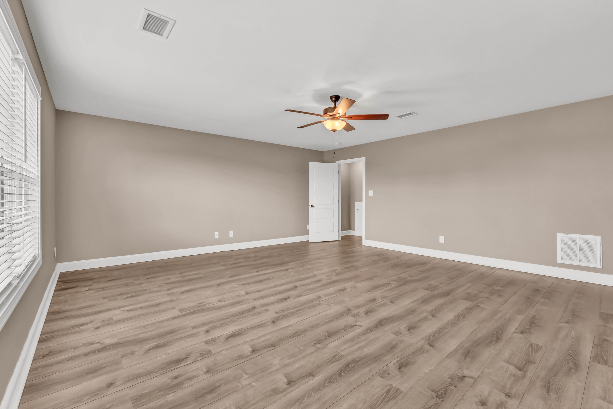 1110 Whitney Dr