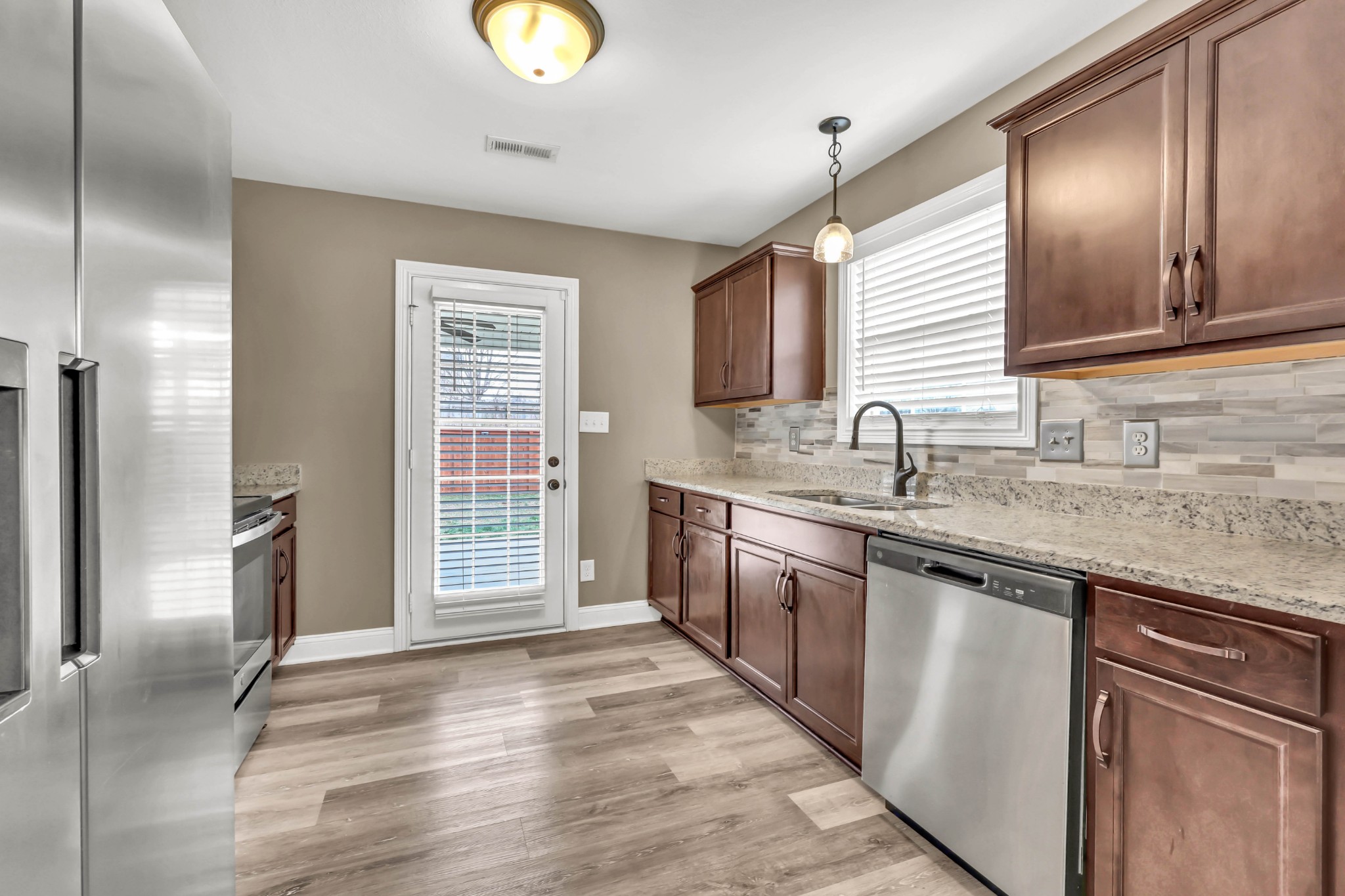 1110 Whitney Dr