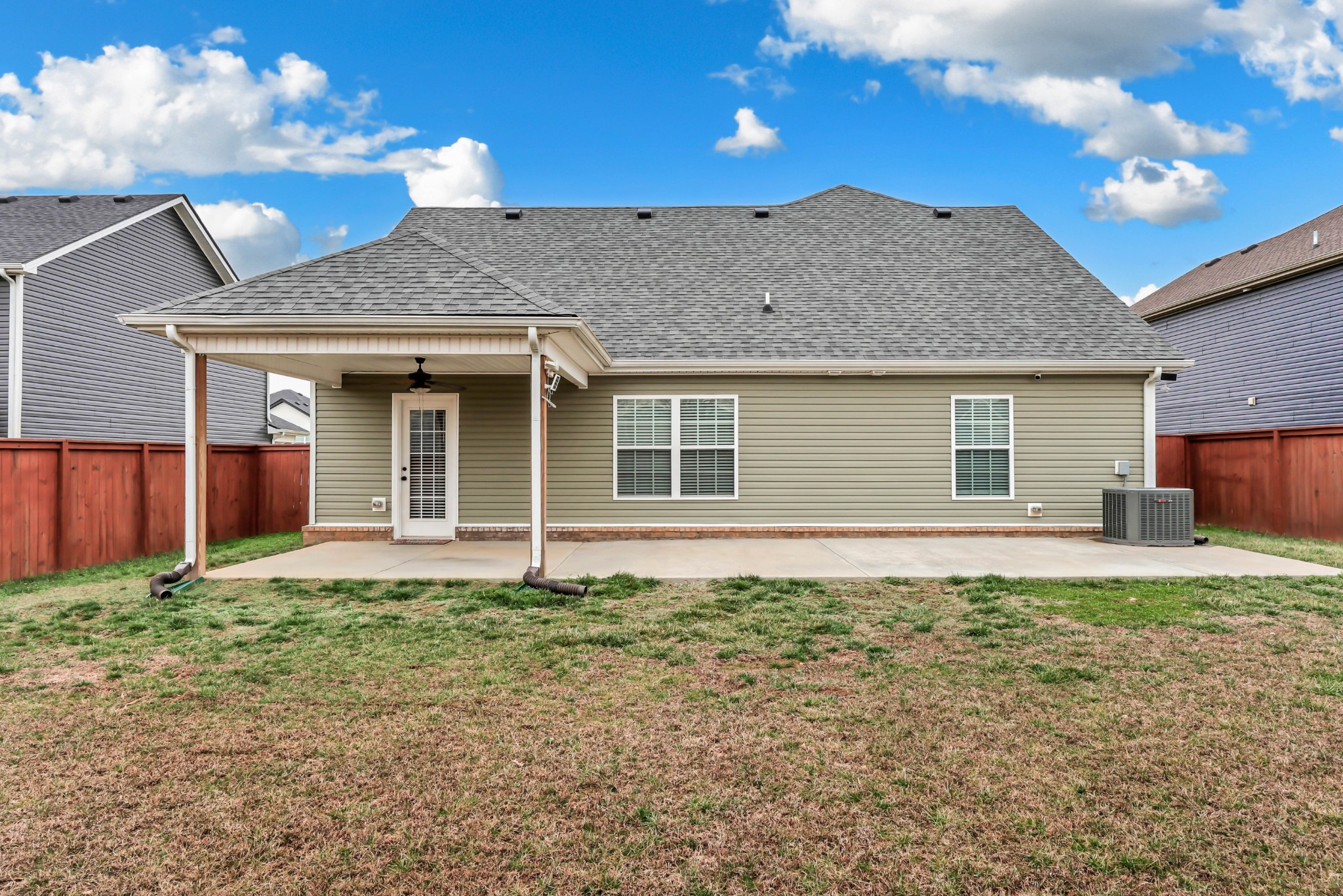 1110 Whitney Dr