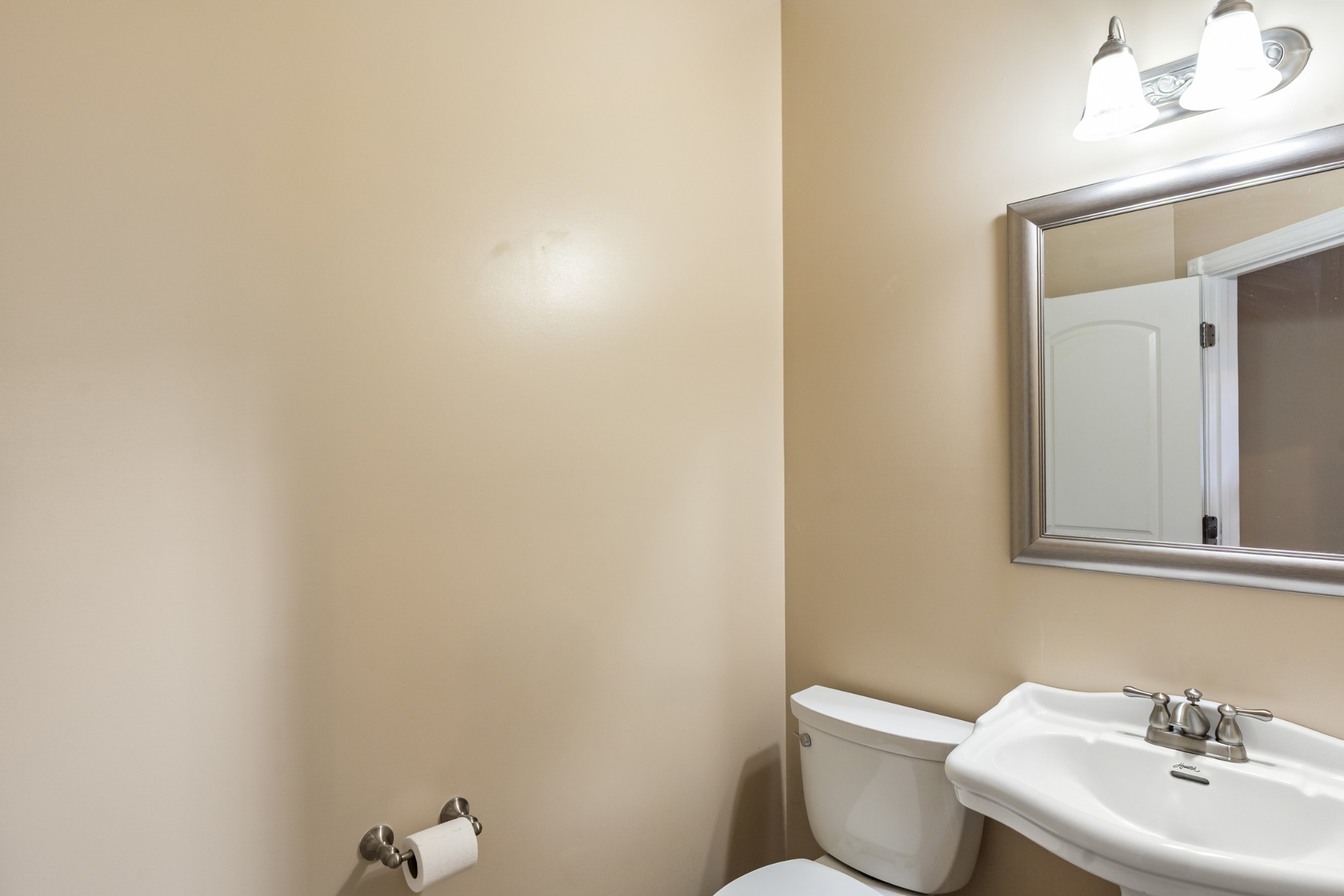 137 Clarendon Trce