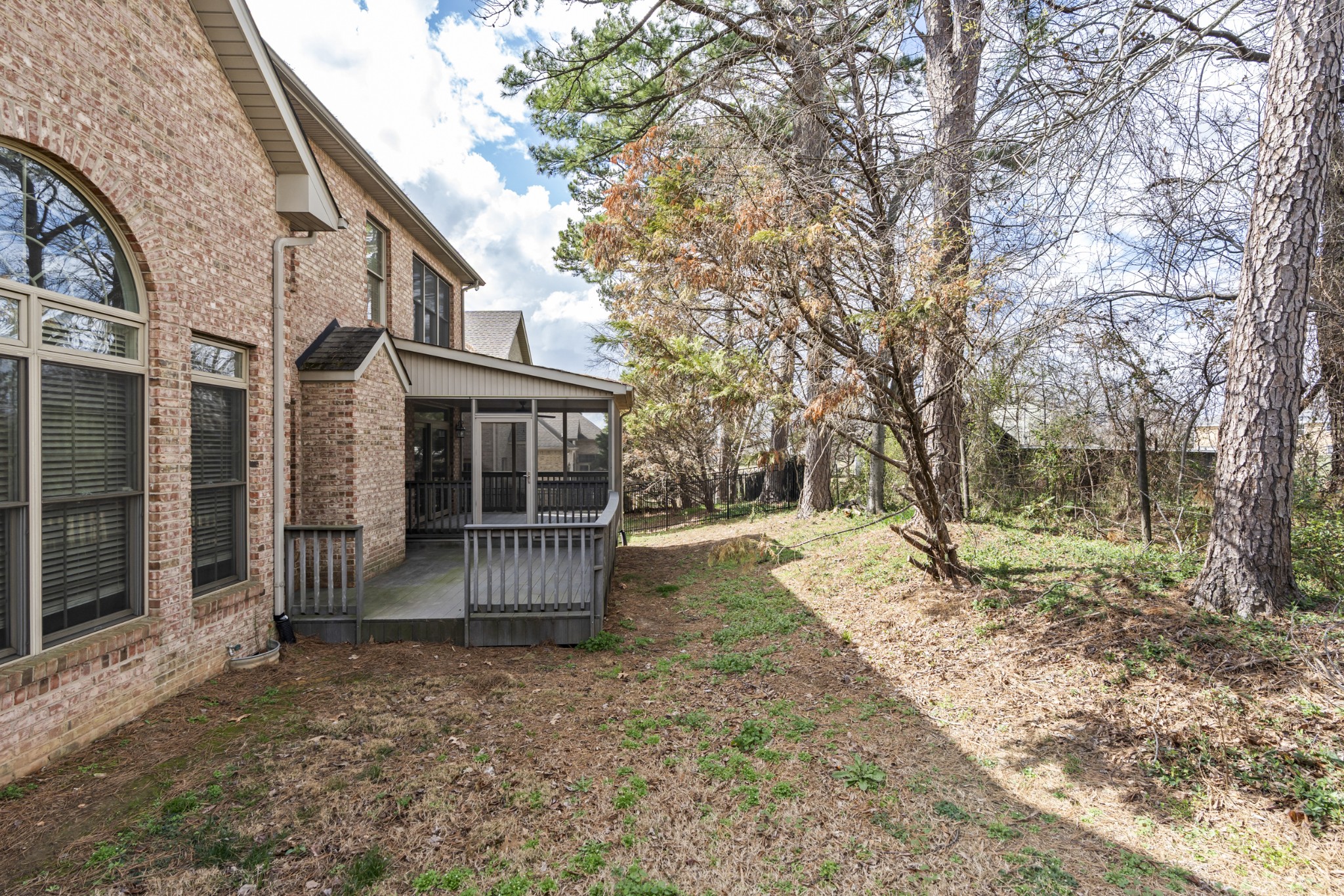 137 Clarendon Trce