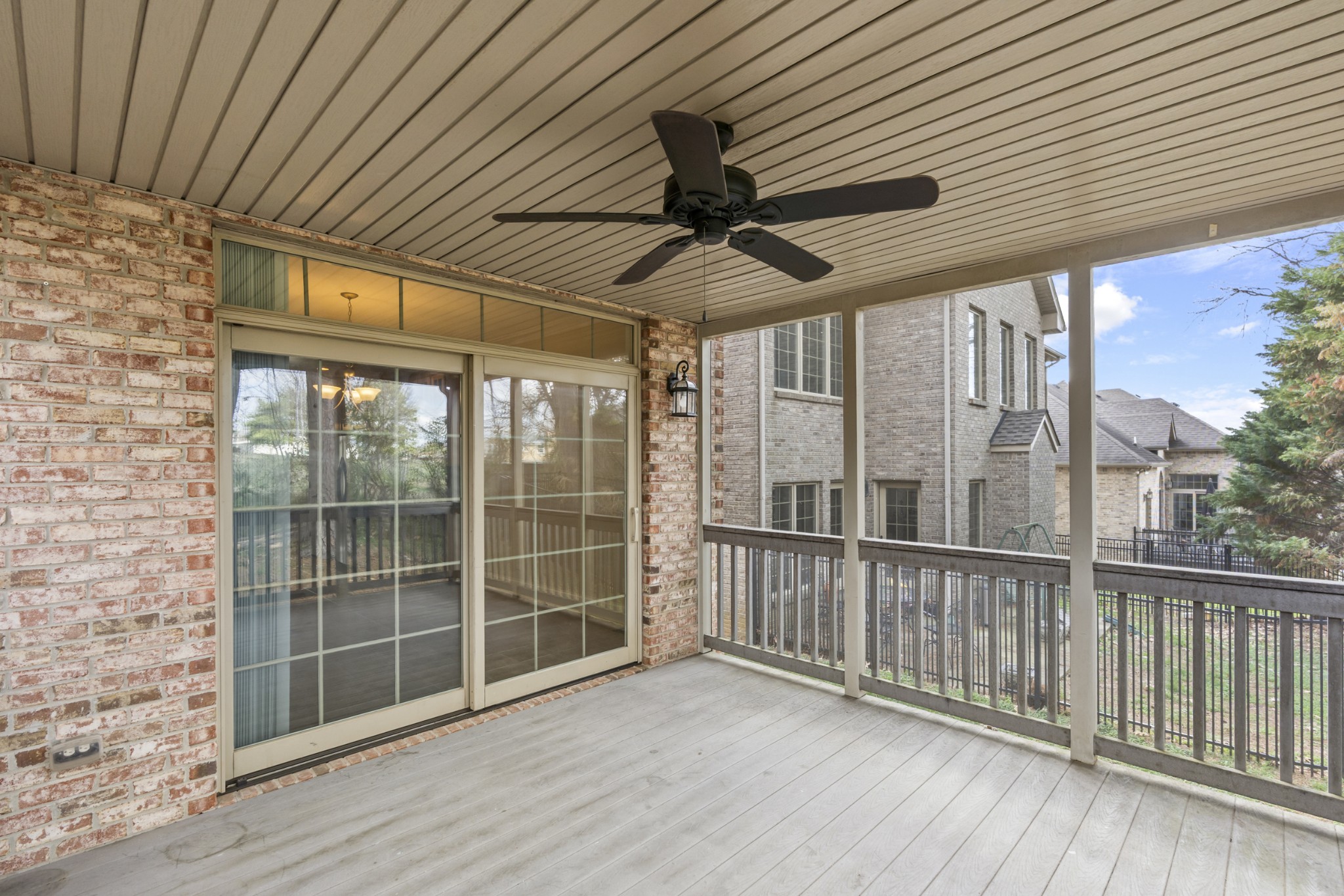 137 Clarendon Trce