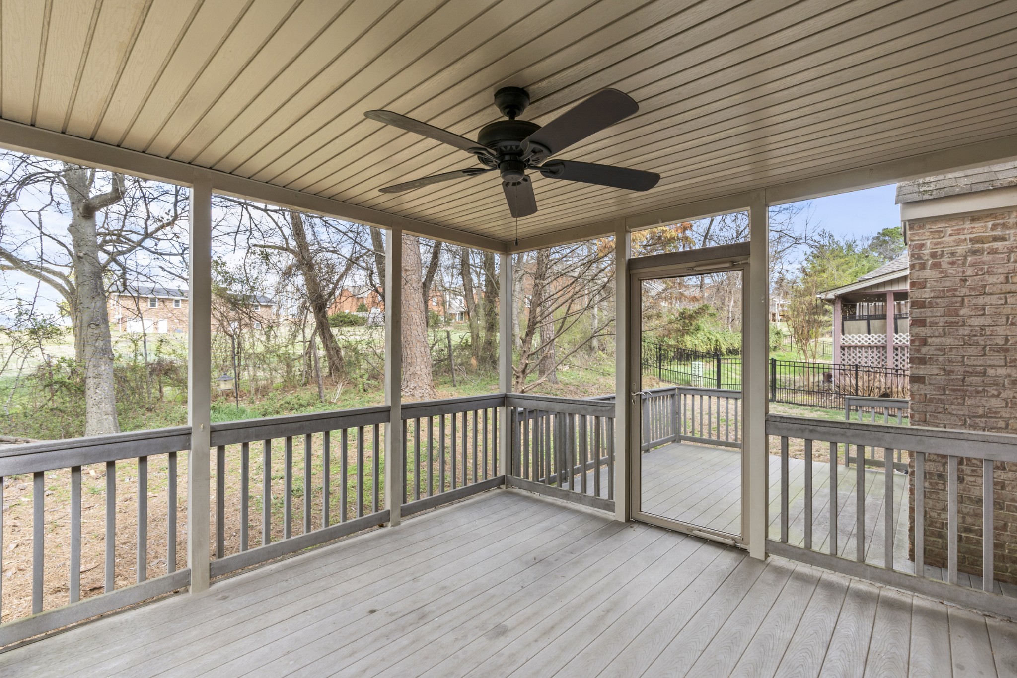 137 Clarendon Trce