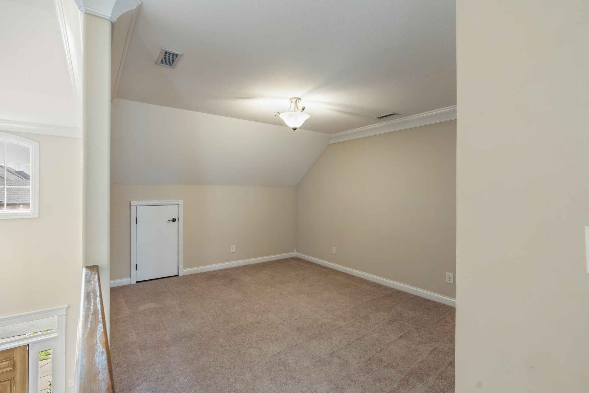 137 Clarendon Trce