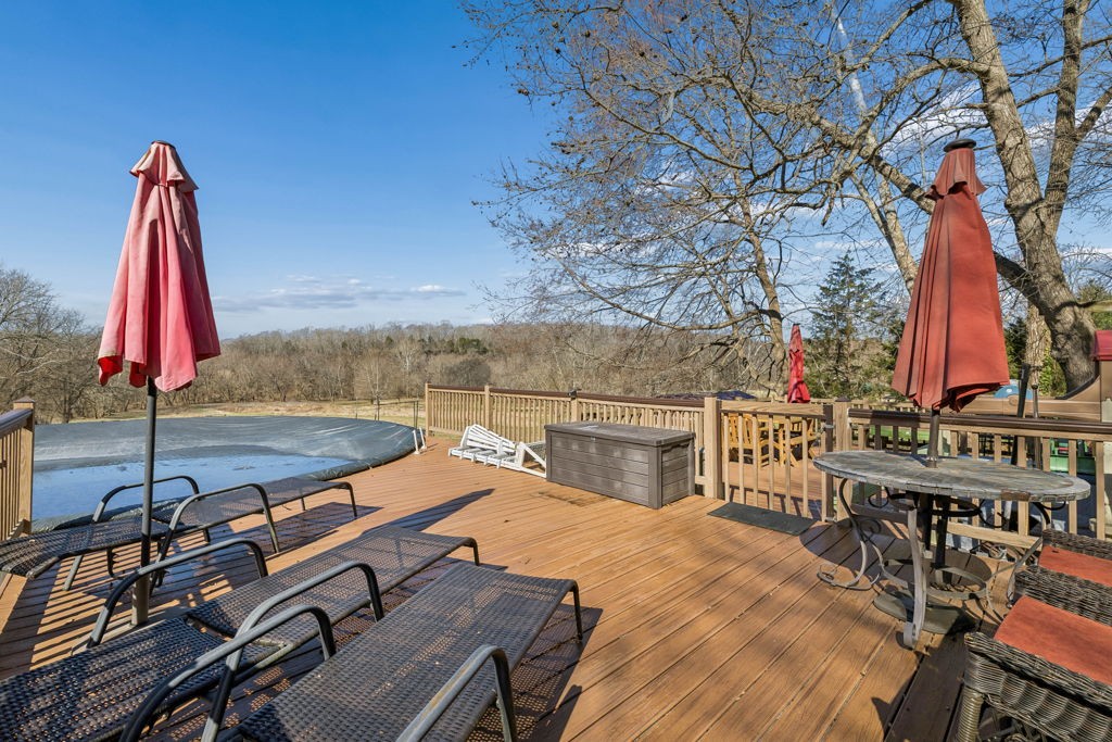 1728 Riverhaven Dr
