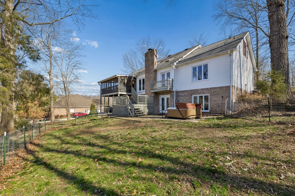 1728 Riverhaven Dr