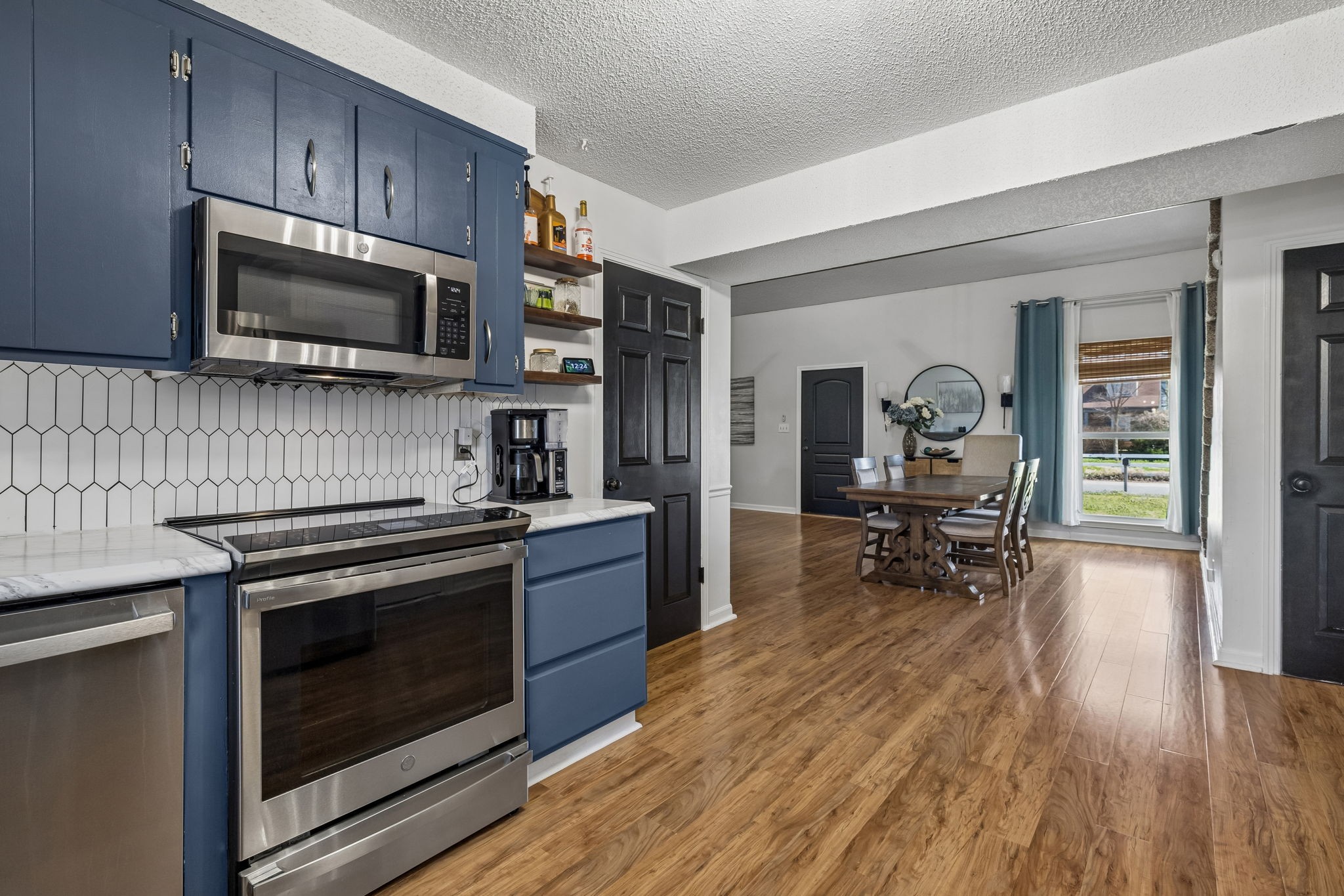 3408 Polly Dr