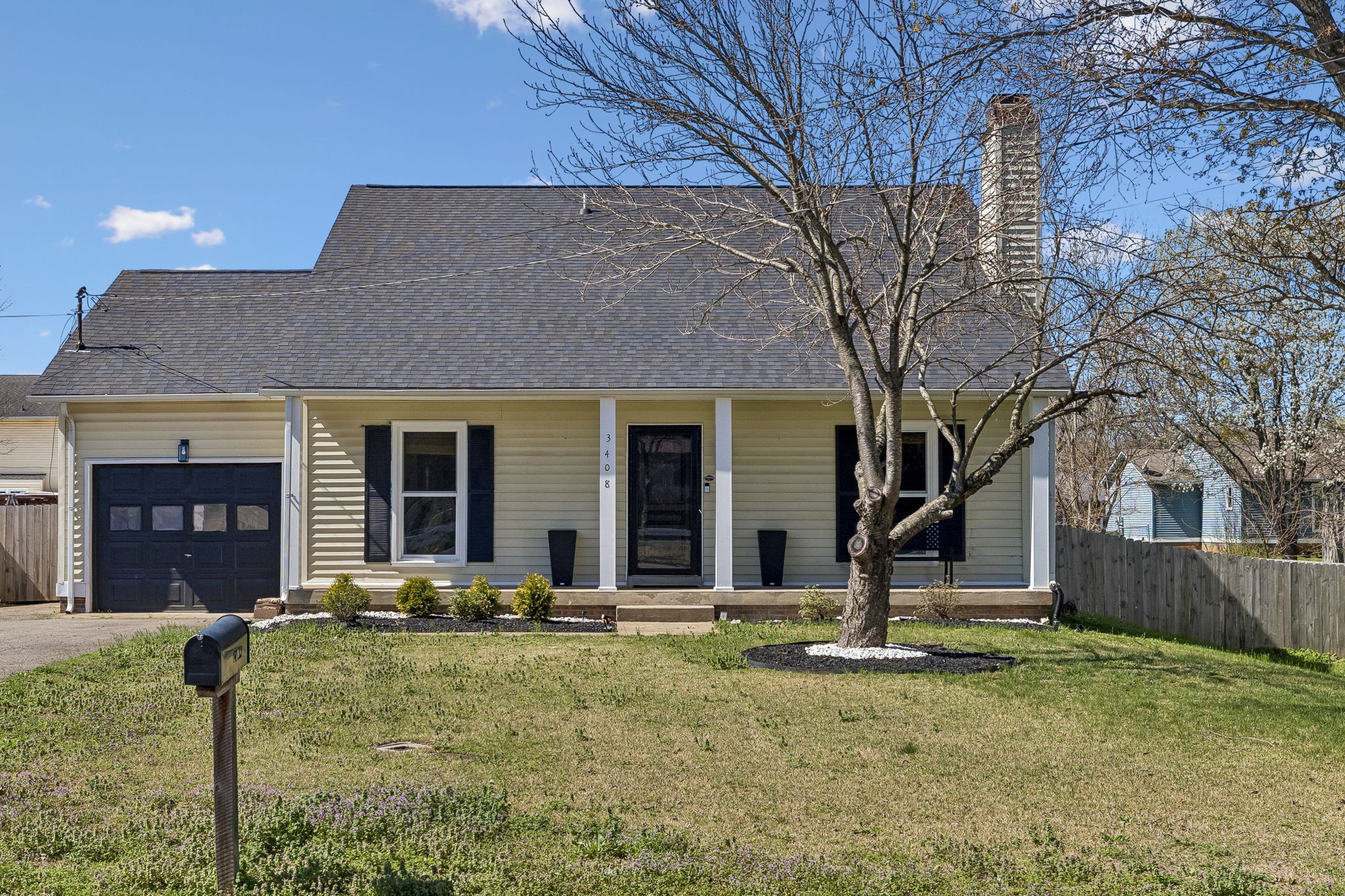 3408 Polly Dr