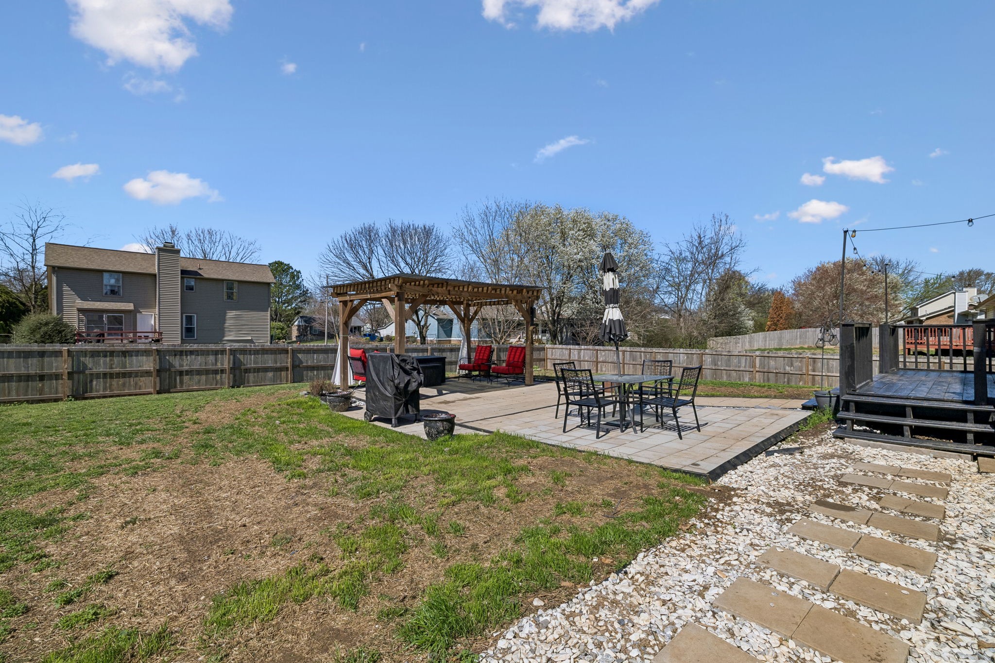 3408 Polly Dr