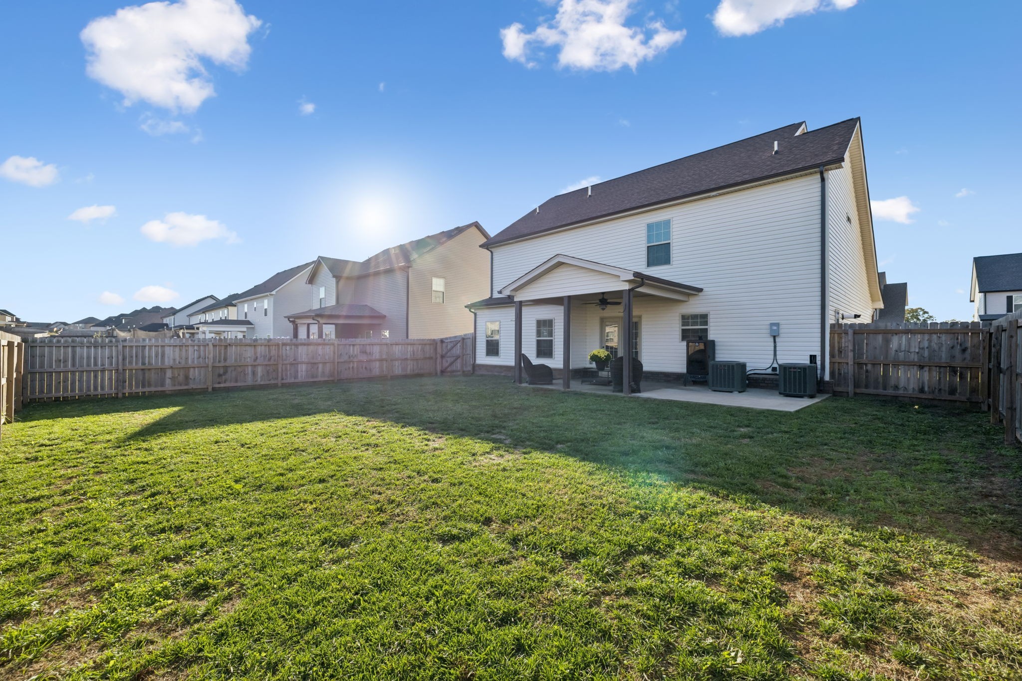 1565 Kestrel Dr