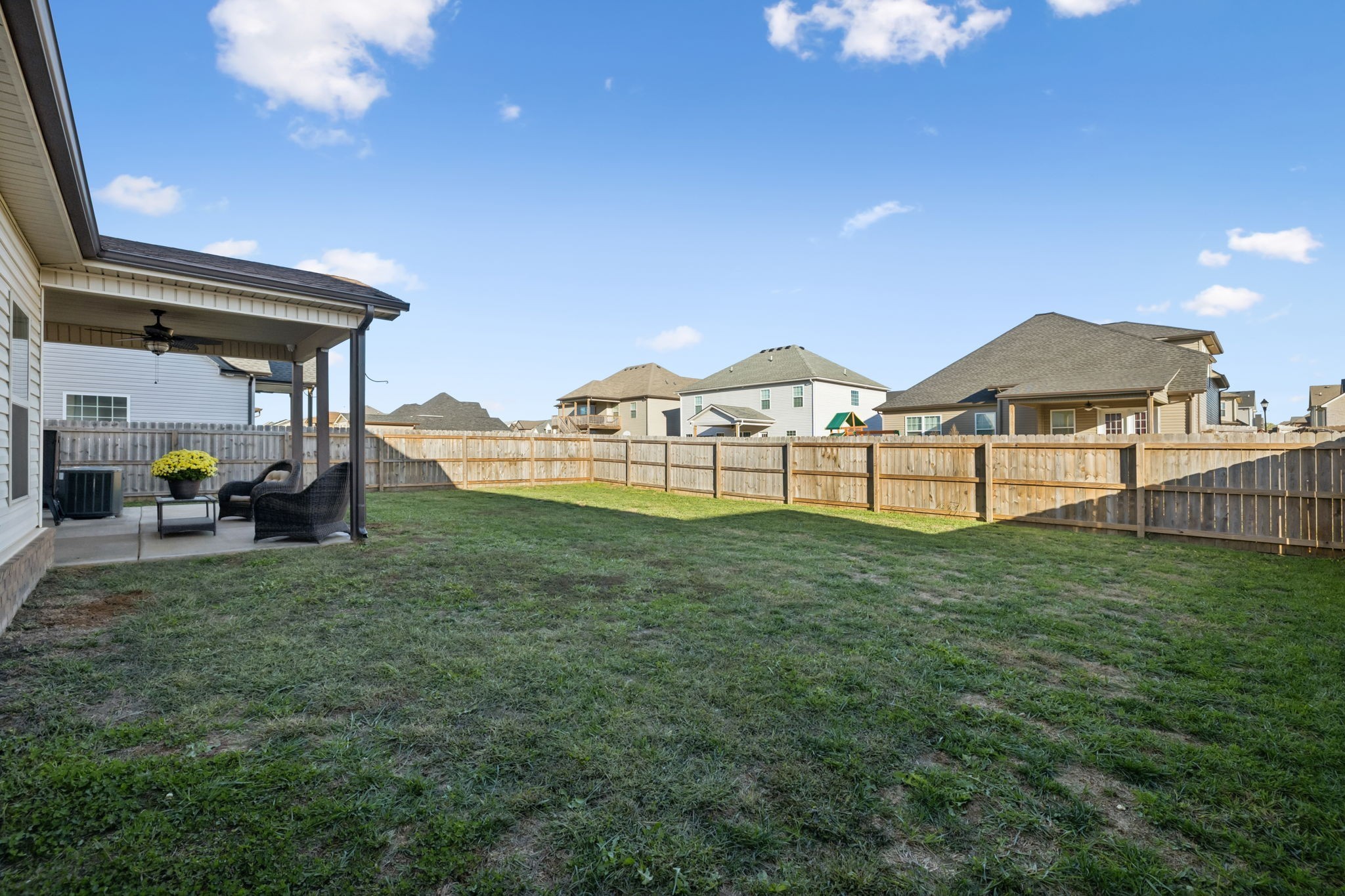 1565 Kestrel Dr