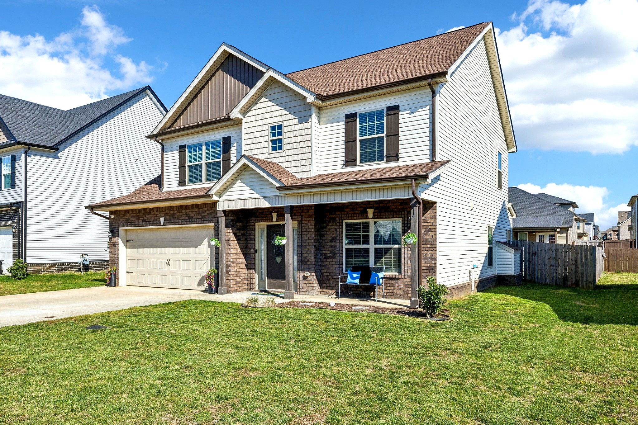1565 Kestrel Dr