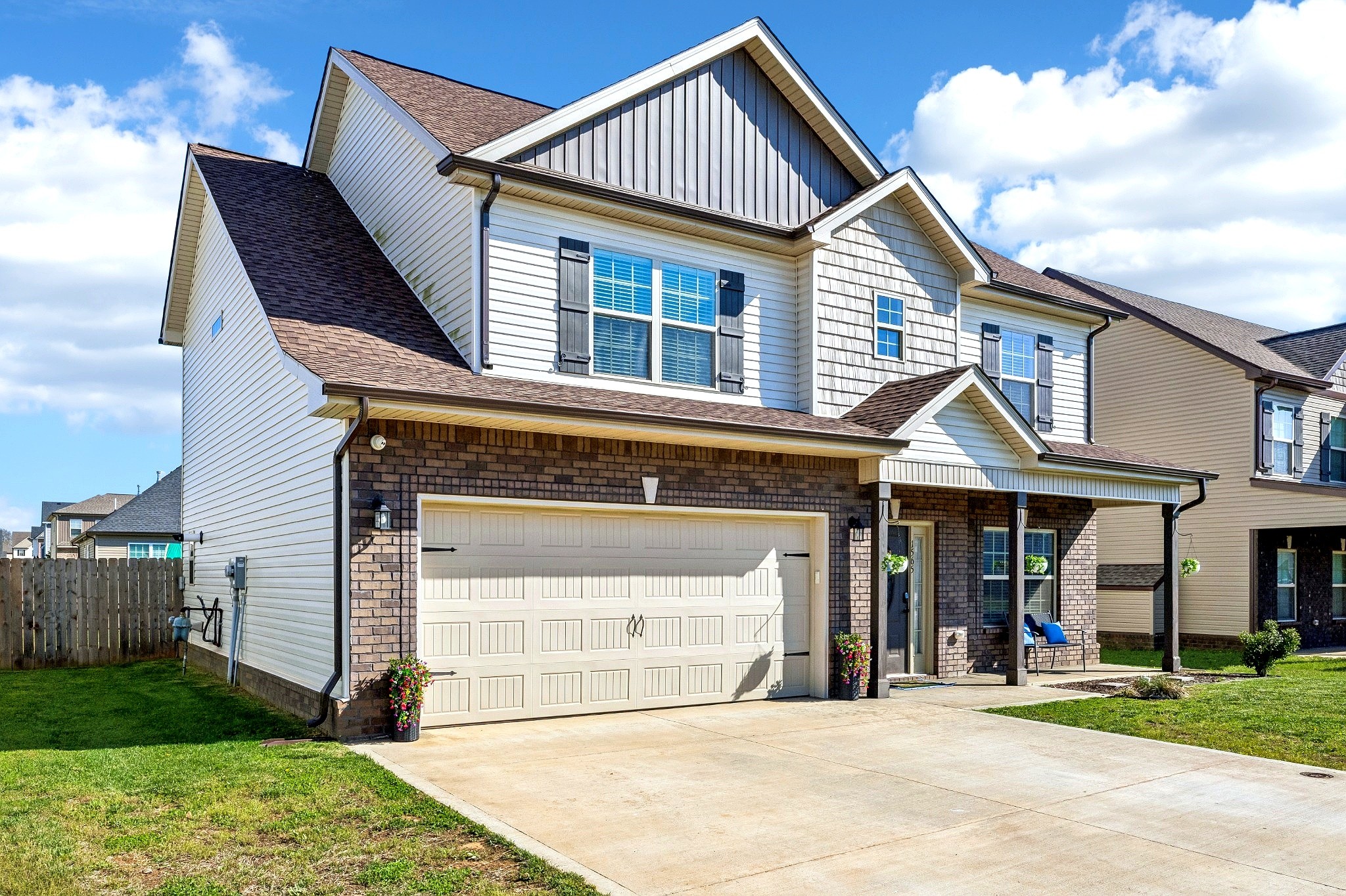 1565 Kestrel Dr