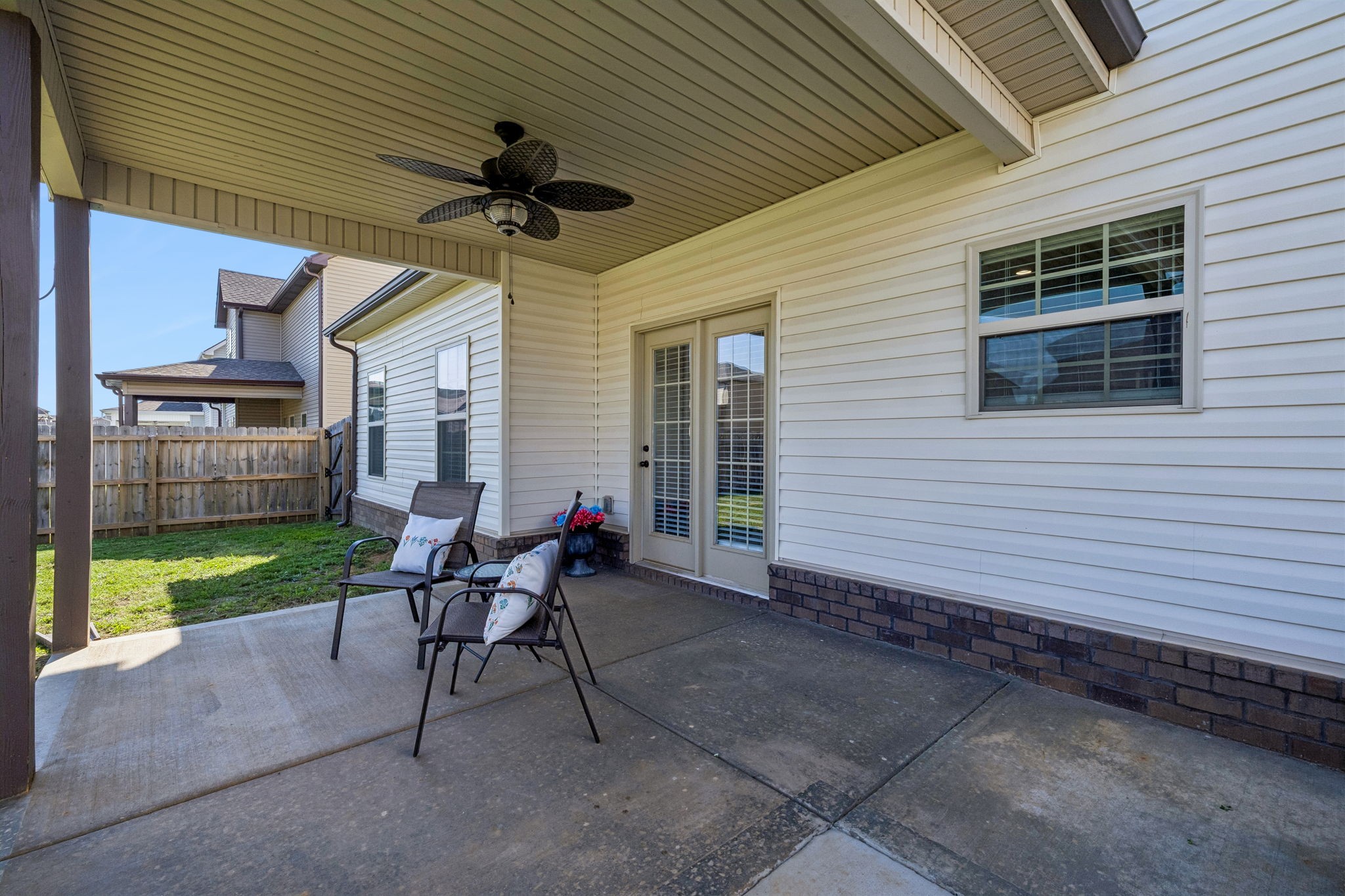 1565 Kestrel Dr