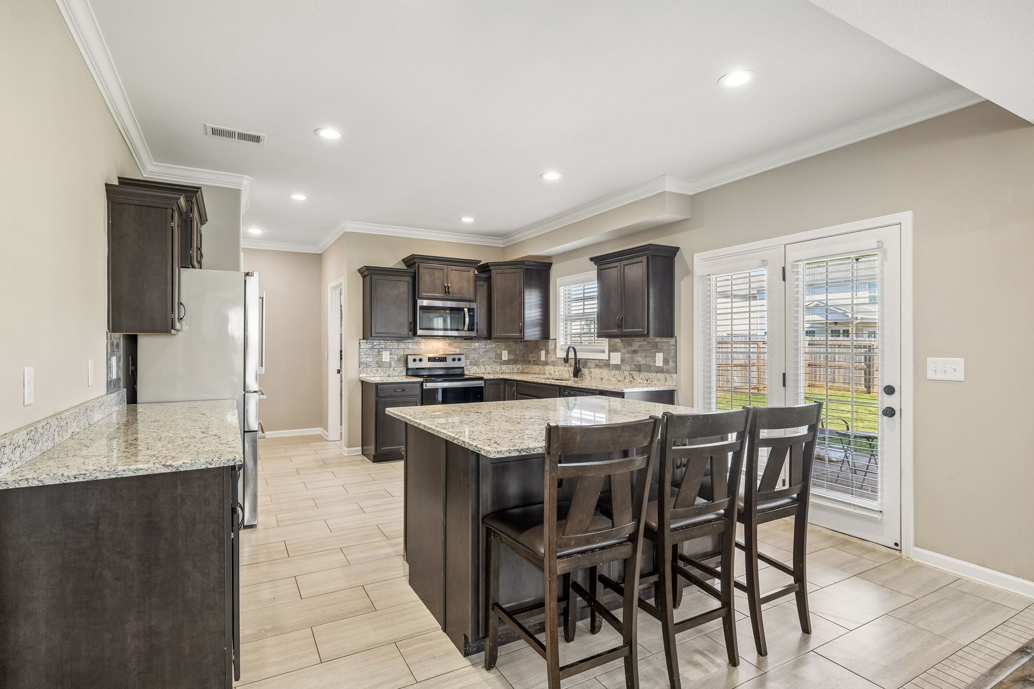 1565 Kestrel Dr