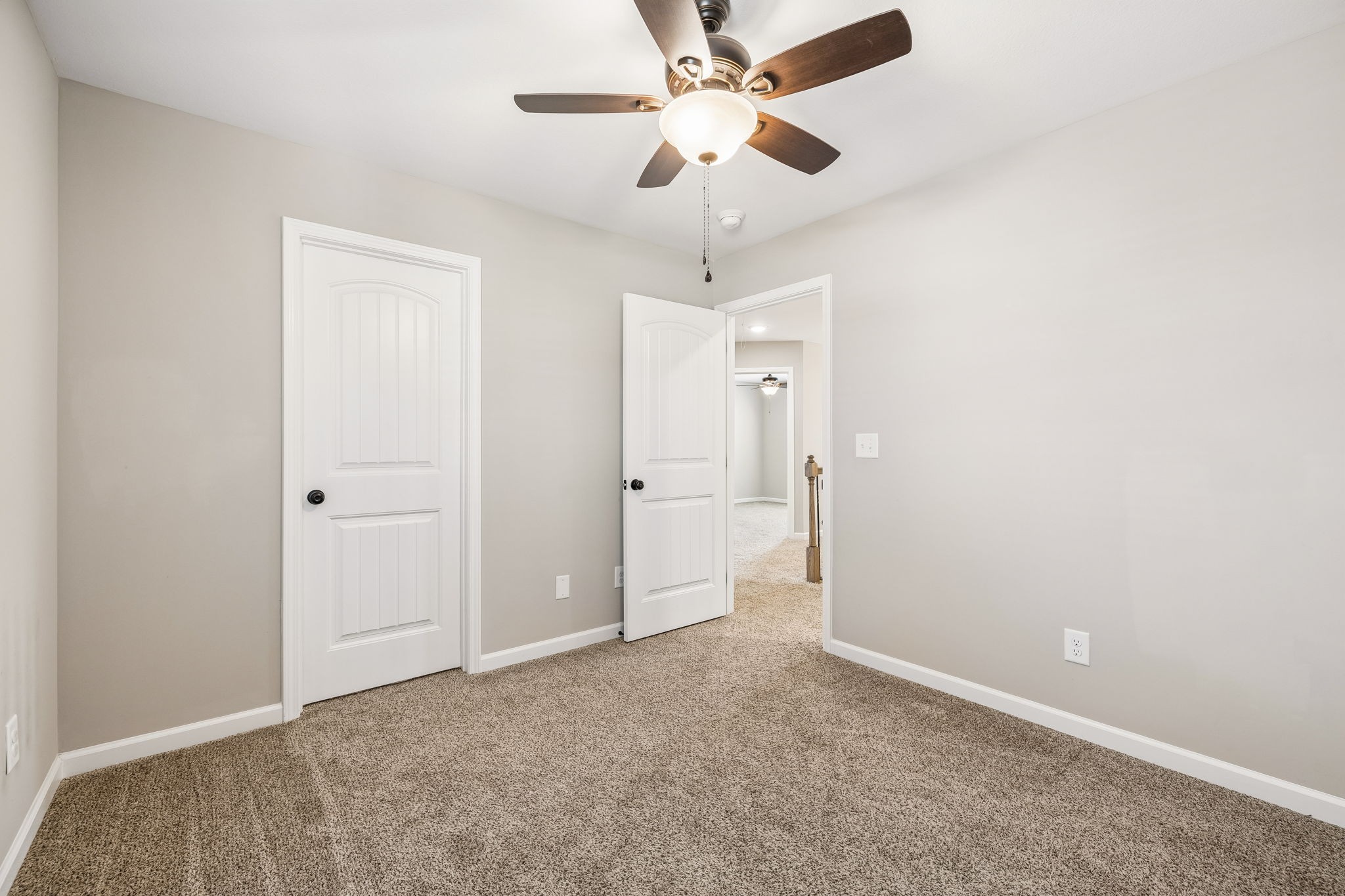 1565 Kestrel Dr