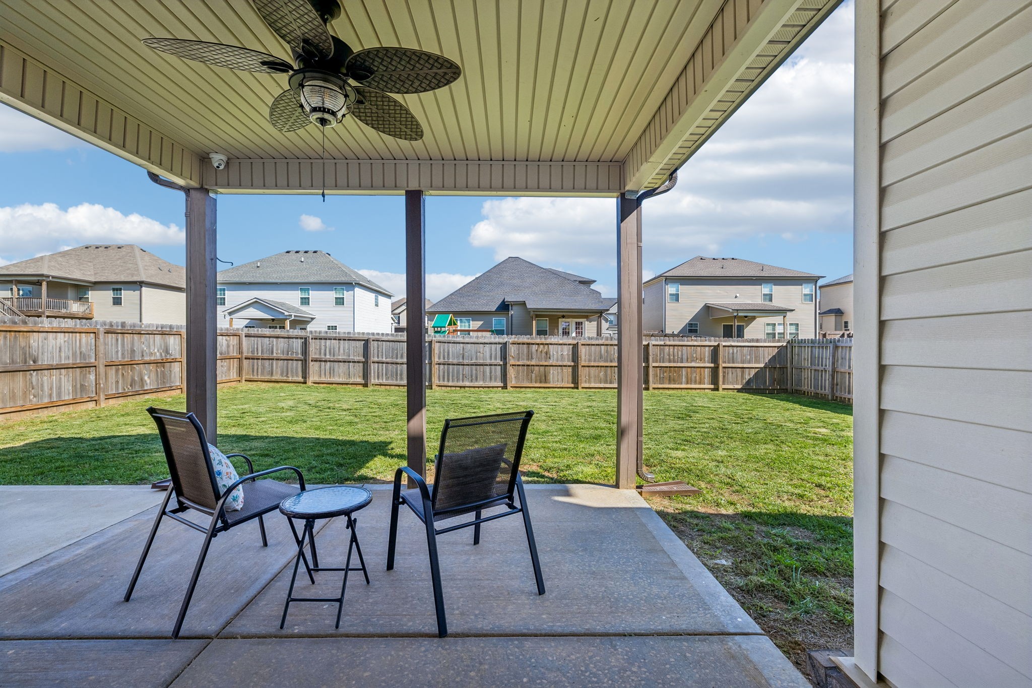 1565 Kestrel Dr