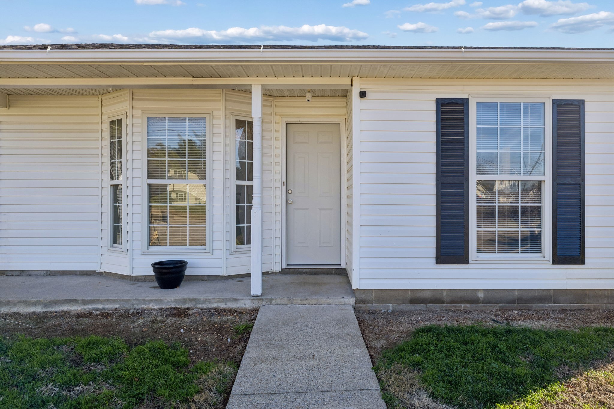 1135 Keith Ave