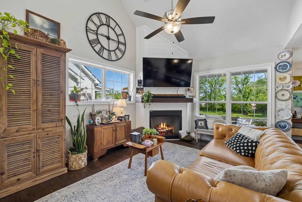 384 Wingfield Dr