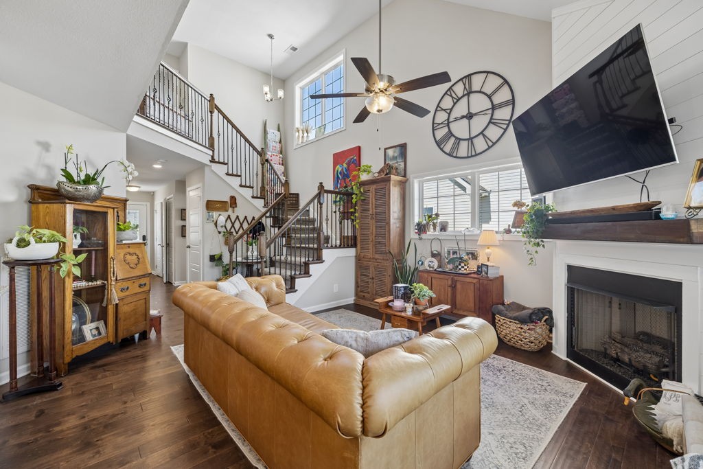 384 Wingfield Dr