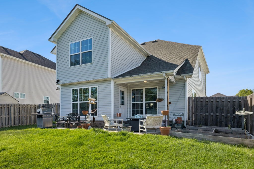 384 Wingfield Dr