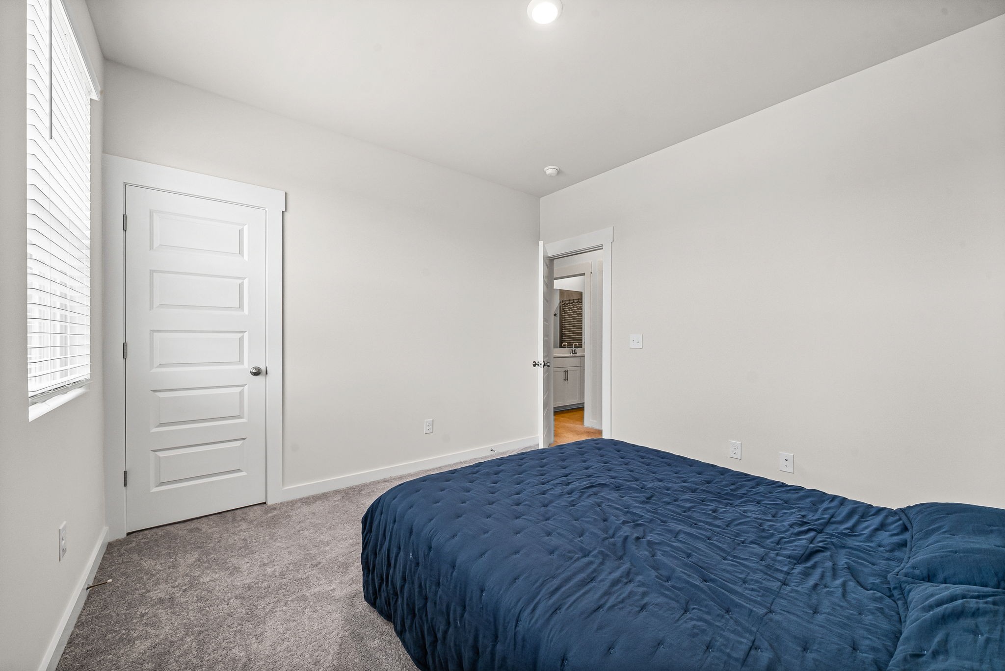 210 Autumn Fern Ct