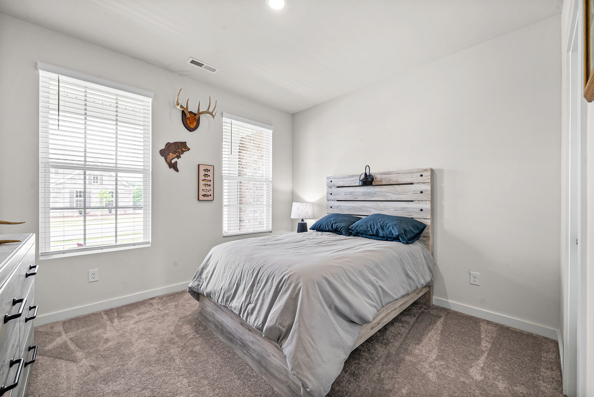 210 Autumn Fern Ct
