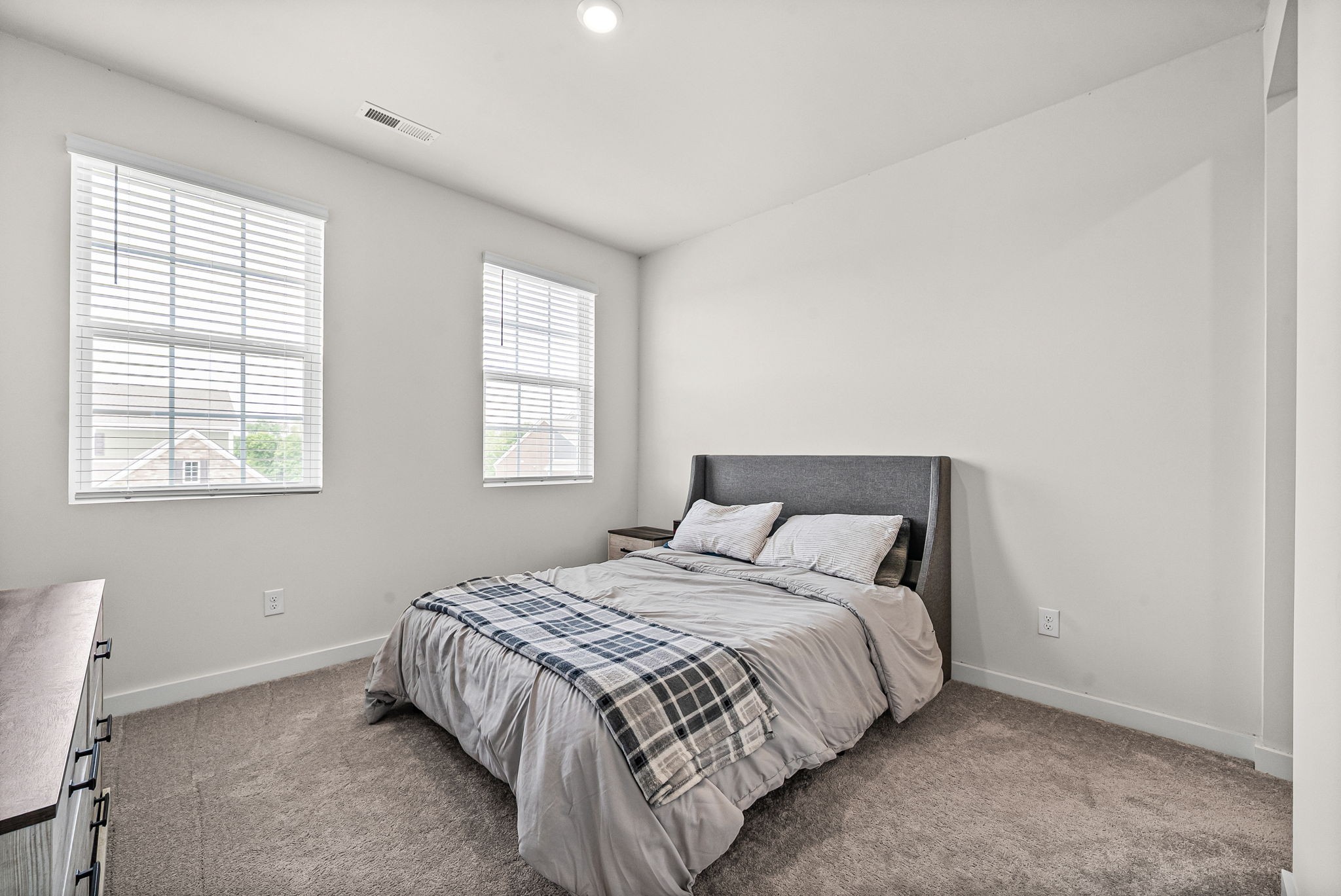 210 Autumn Fern Ct