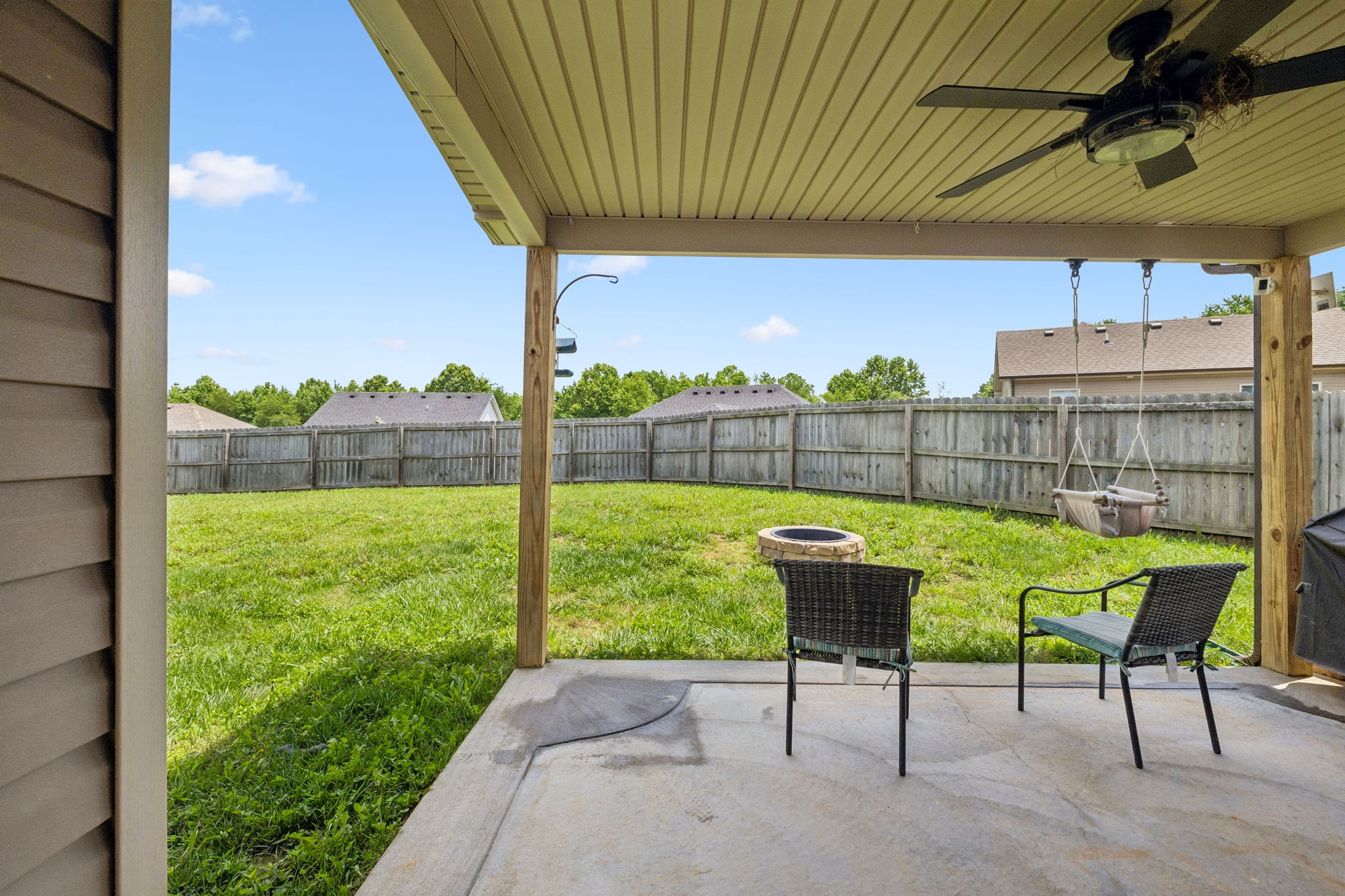 1075 Freedom Dr