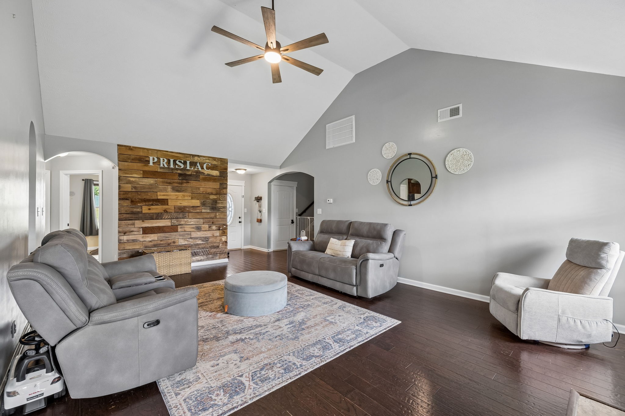 1075 Freedom Dr