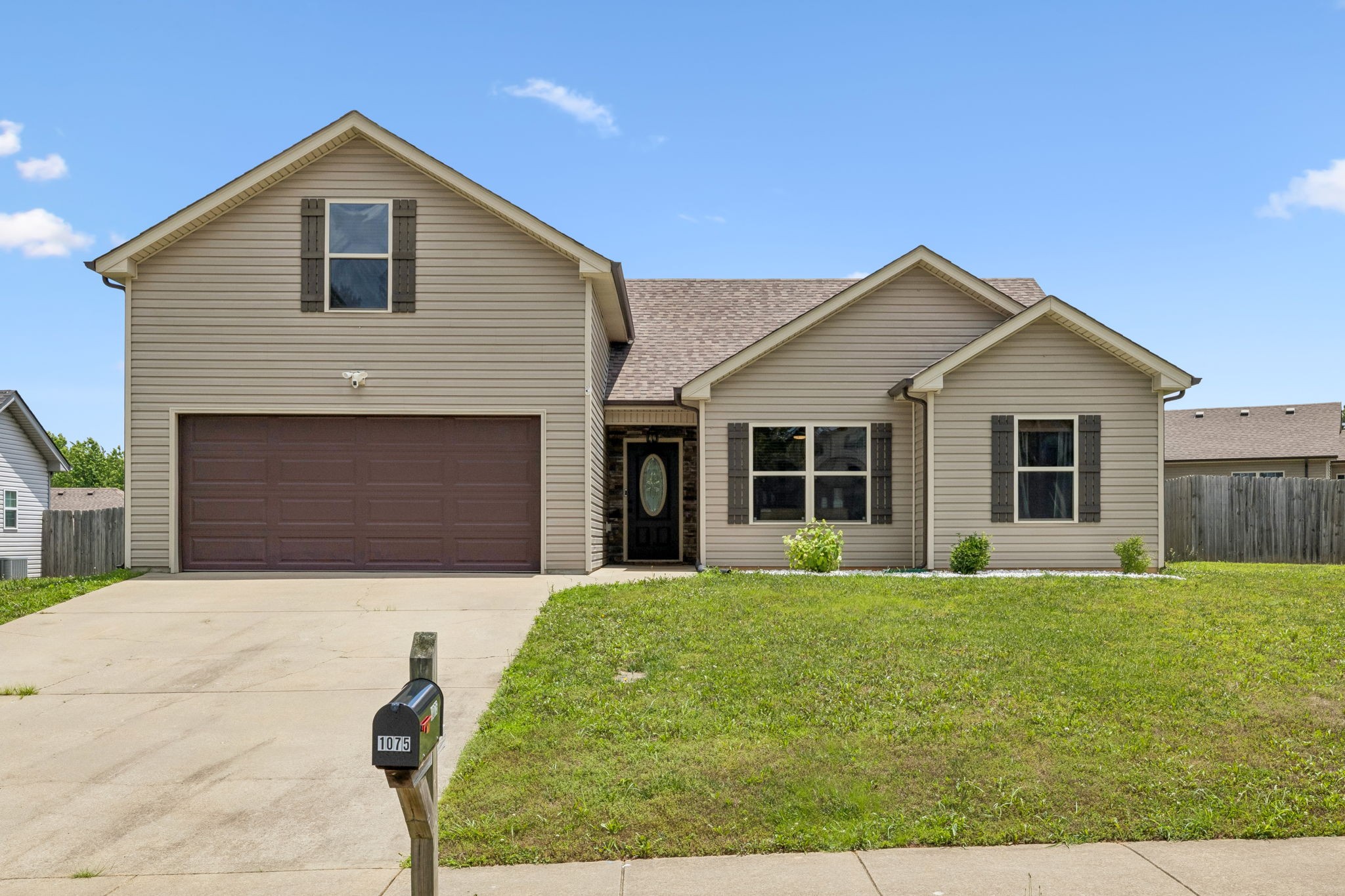 1075 Freedom Dr