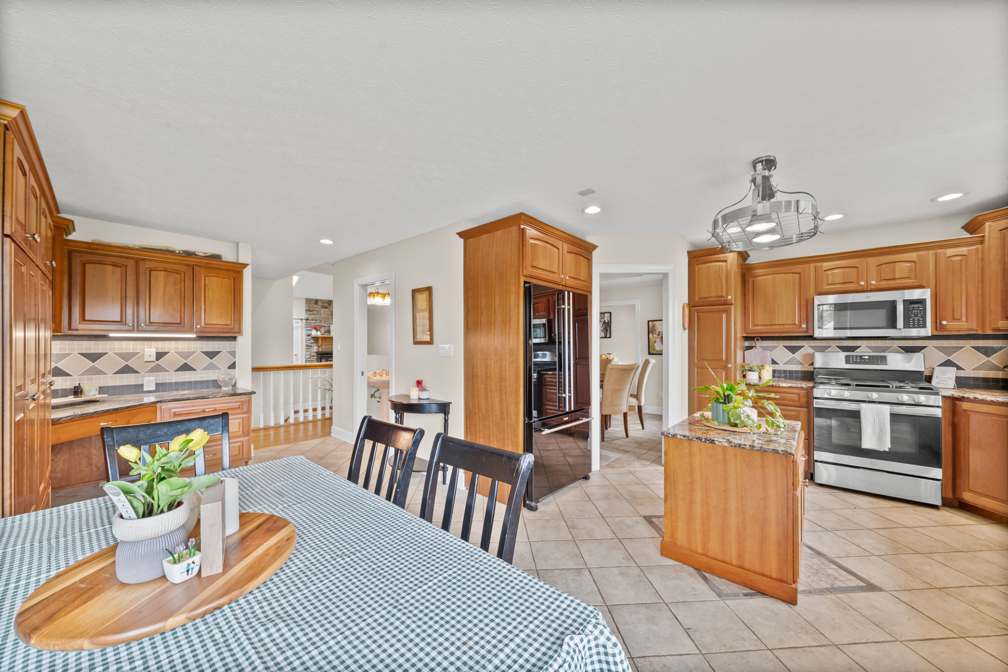 3055 Quisenberry Ln