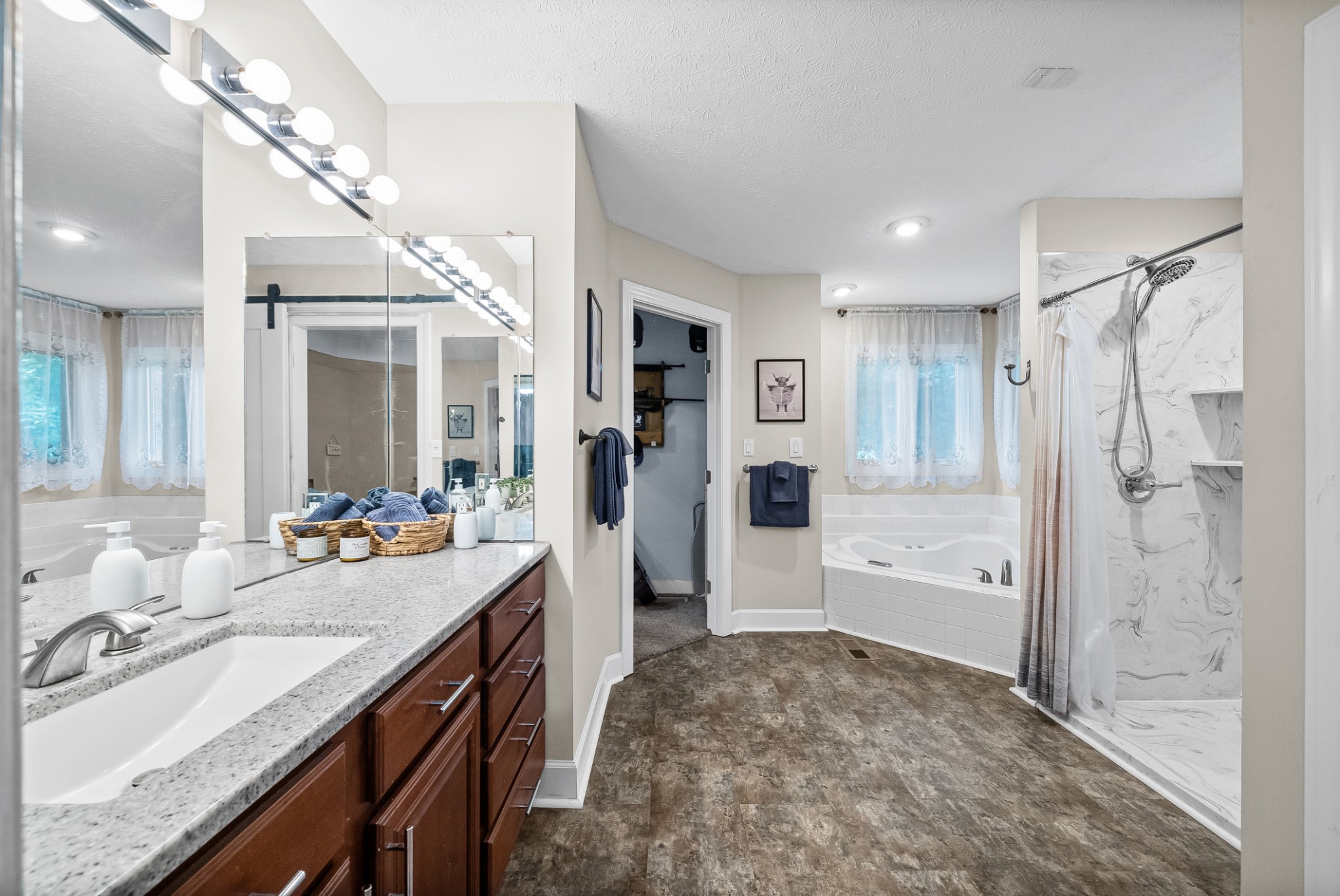 3055 Quisenberry Ln