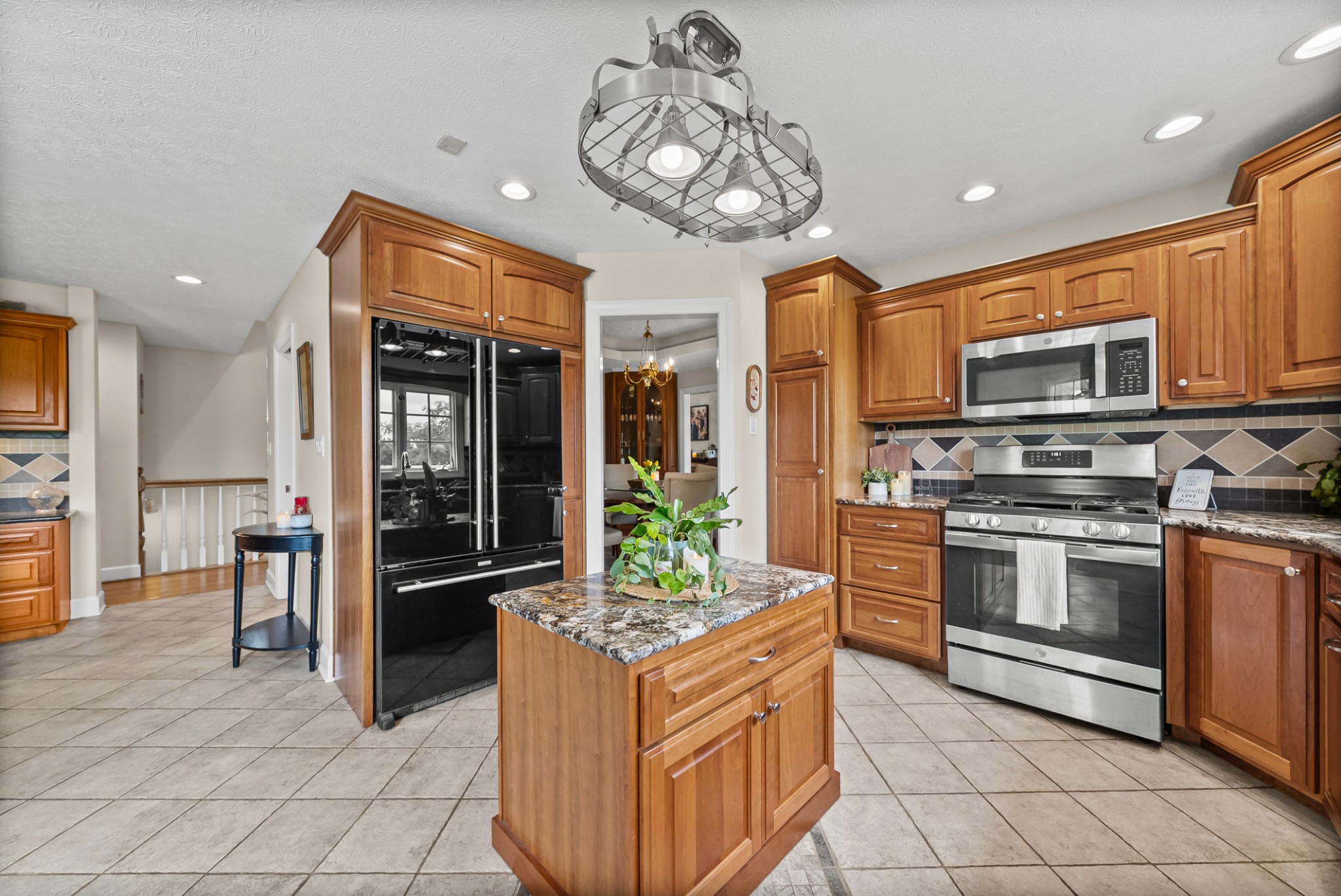 3055 Quisenberry Ln