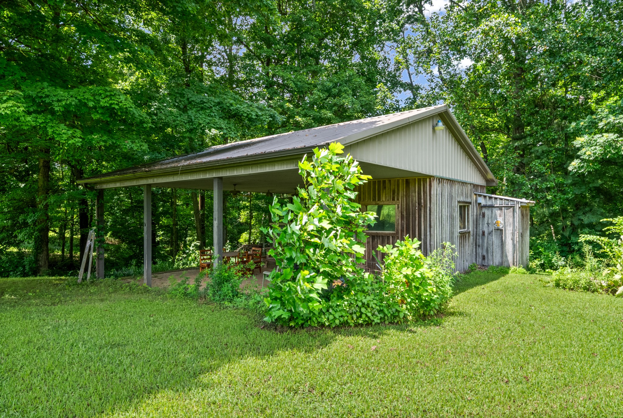 3055 Quisenberry Ln