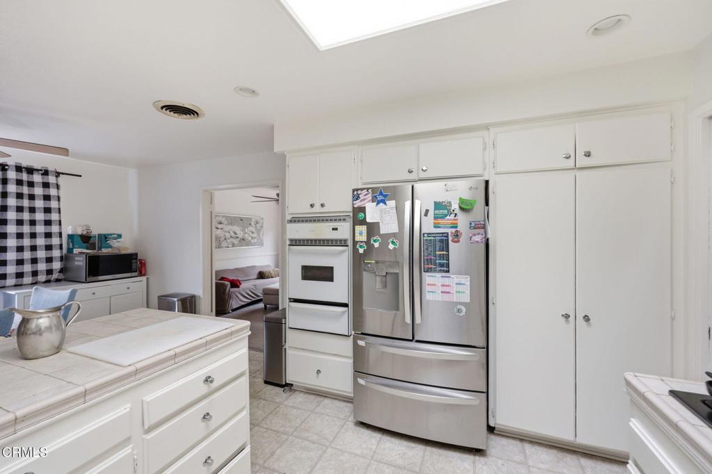 9389 Santa Maria Street
