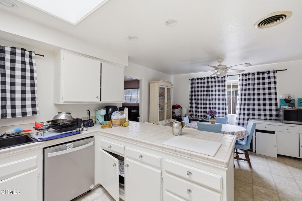 9389 Santa Maria Street