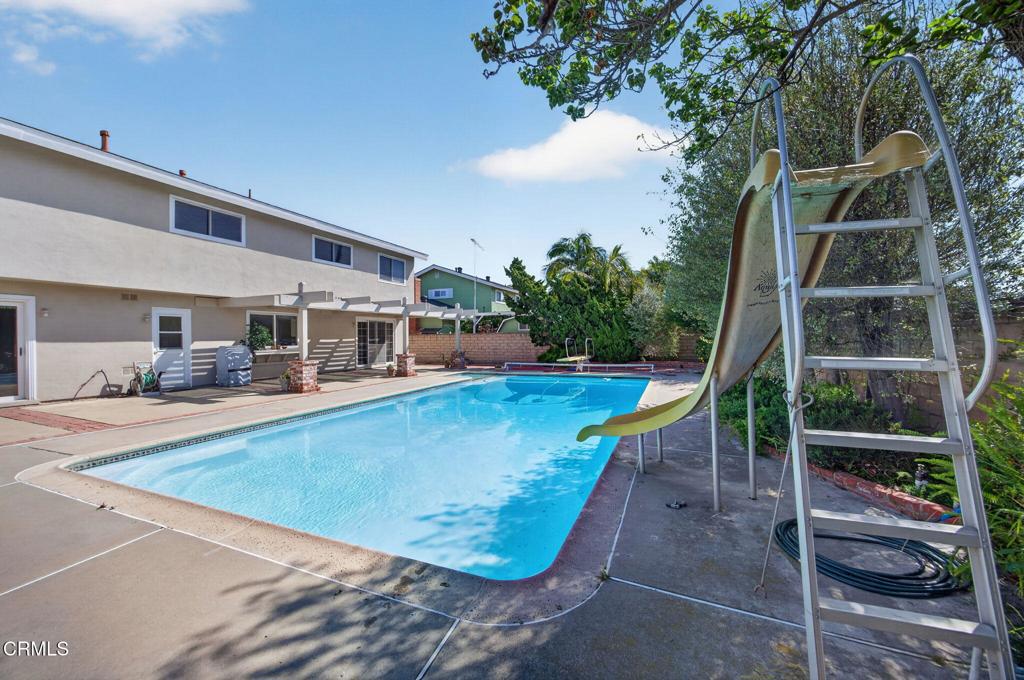 1594 Hobart Drive