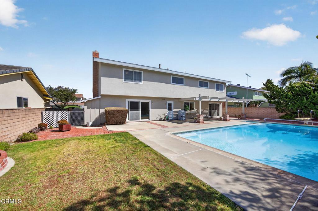1594 Hobart Drive