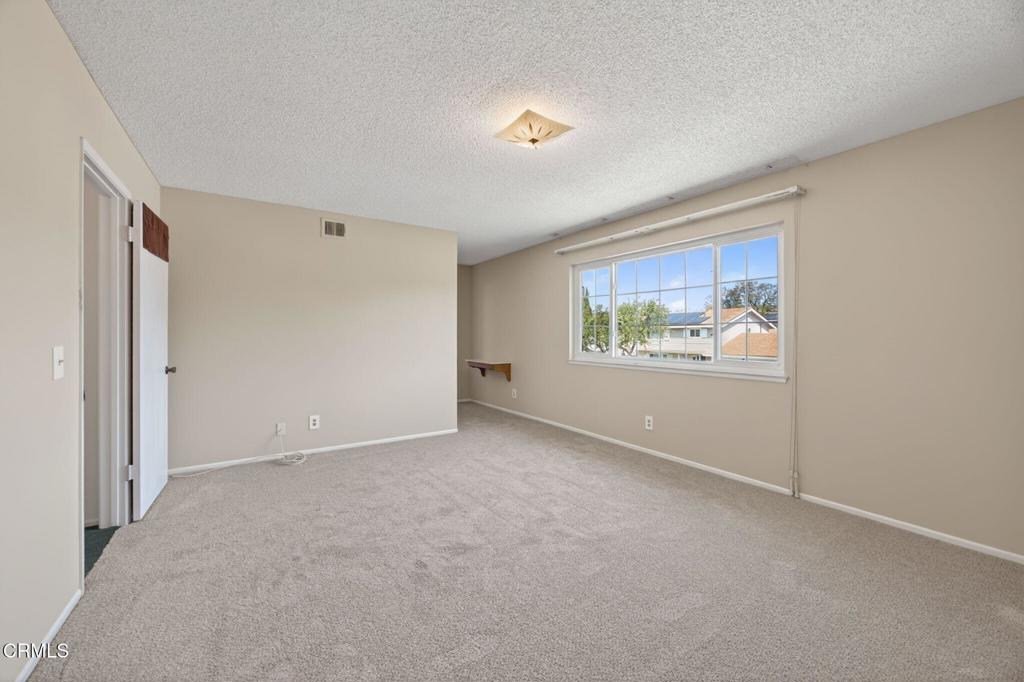 1594 Hobart Drive