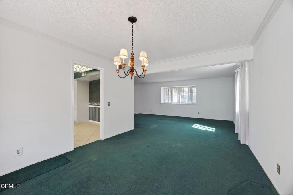 1594 Hobart Drive